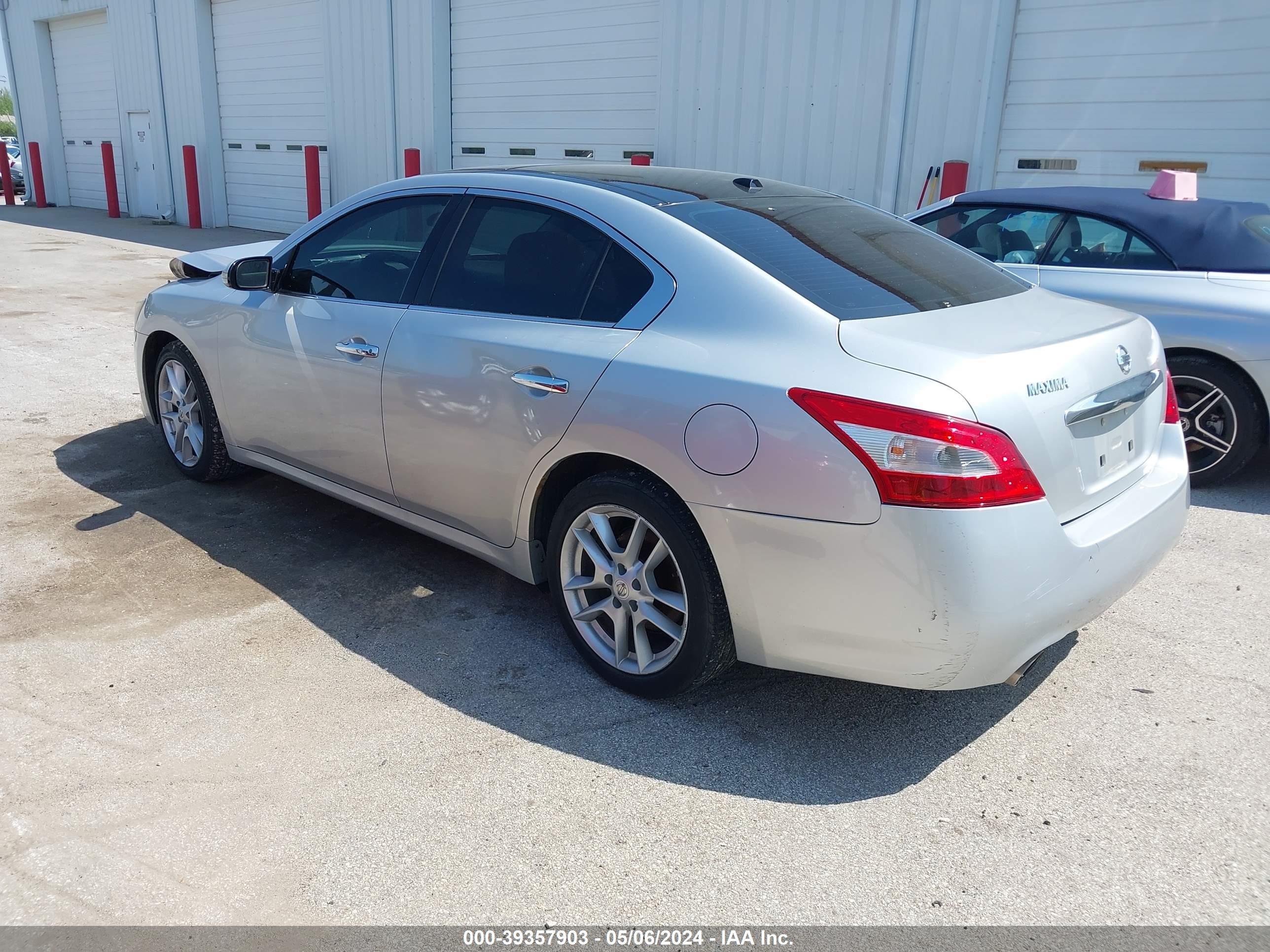 Photo 2 VIN: 1N4AA5AP4AC826026 - NISSAN MAXIMA 