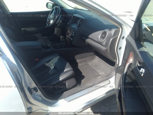 Photo 4 VIN: 1N4AA5AP4AC863593 - NISSAN MAXIMA 