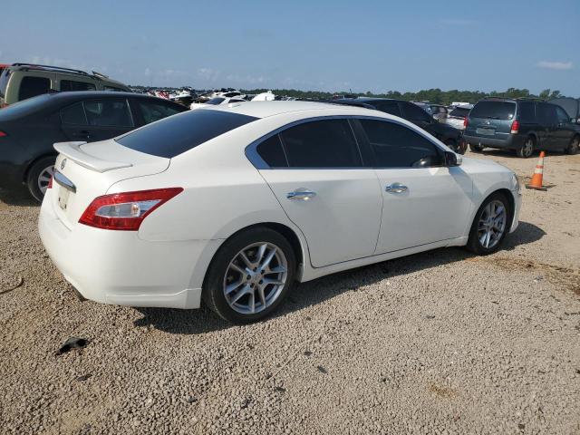 Photo 2 VIN: 1N4AA5AP4BC825668 - NISSAN MAXIMA 