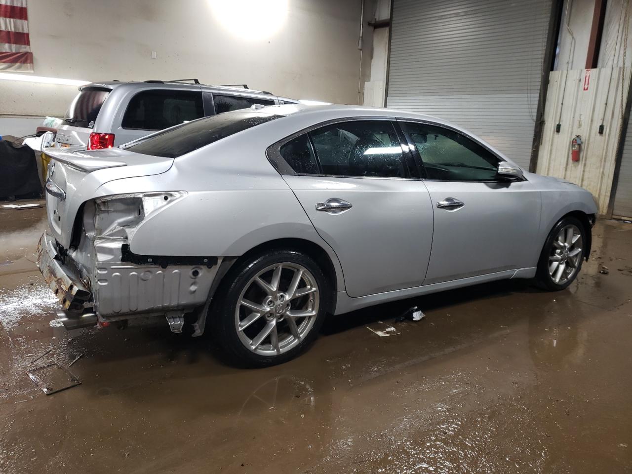 Photo 2 VIN: 1N4AA5AP5AC872545 - NISSAN MAXIMA 