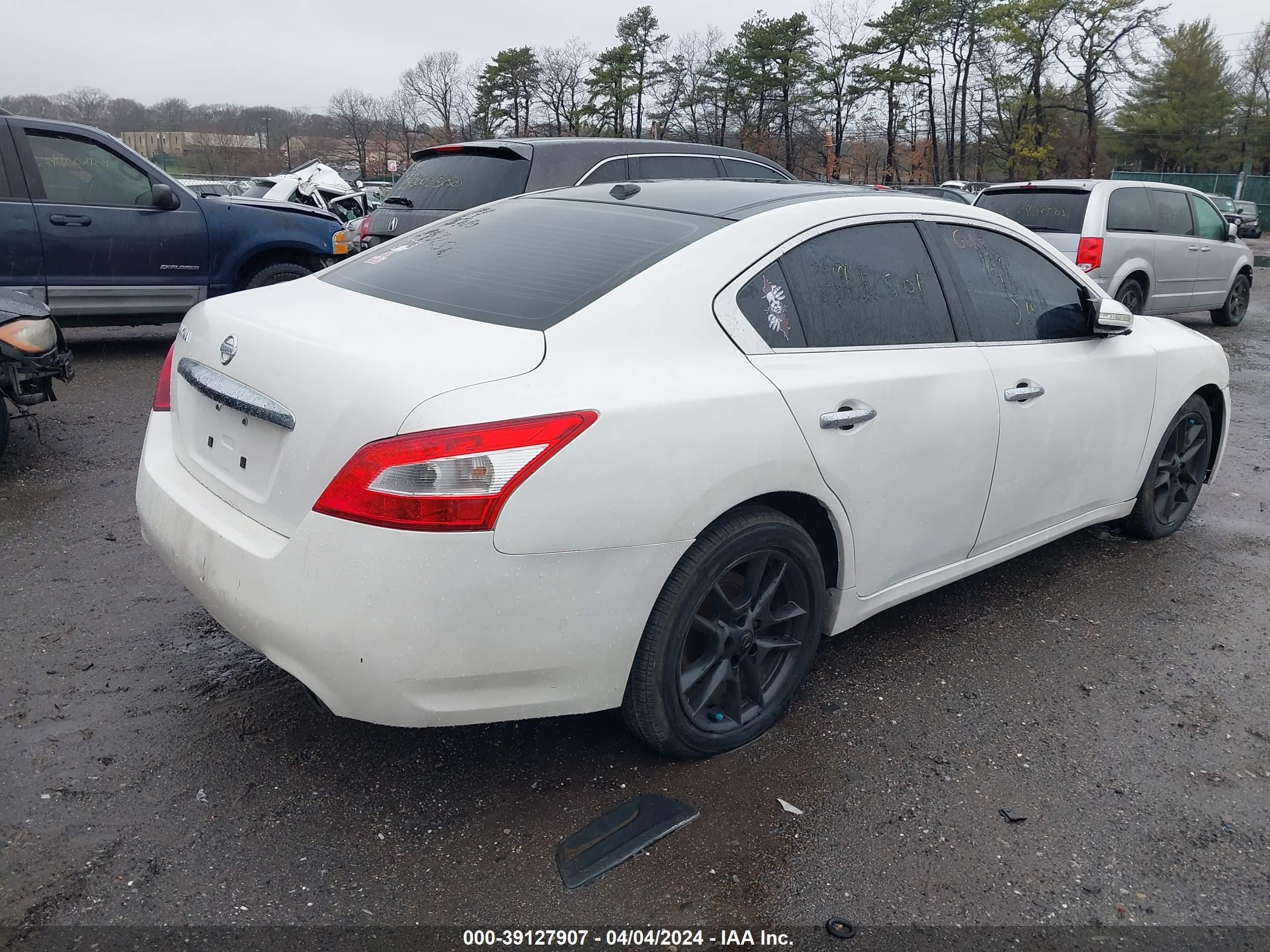 Photo 3 VIN: 1N4AA5AP5BC809995 - NISSAN MAXIMA 