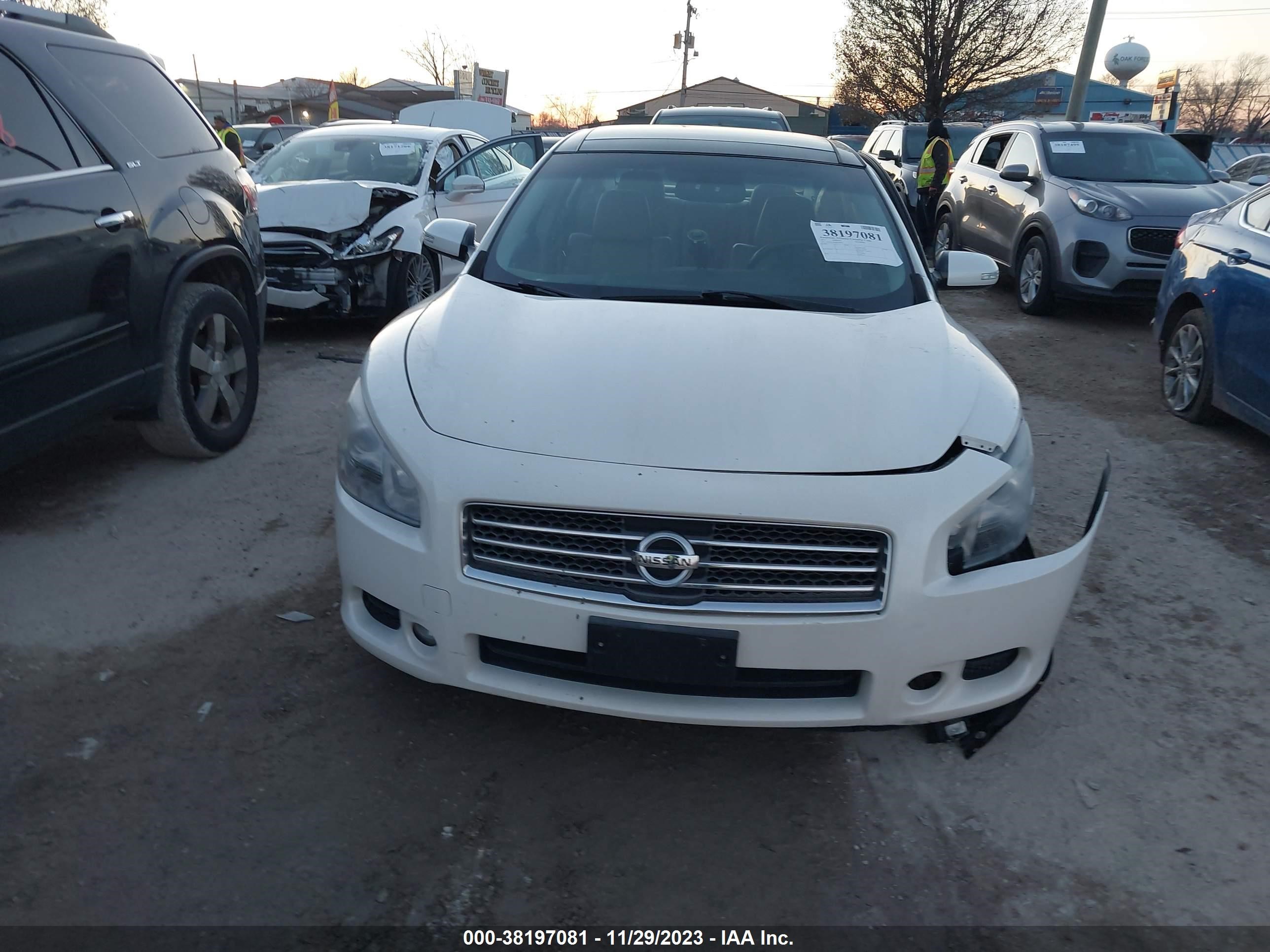 Photo 12 VIN: 1N4AA5AP5BC819295 - NISSAN MAXIMA 