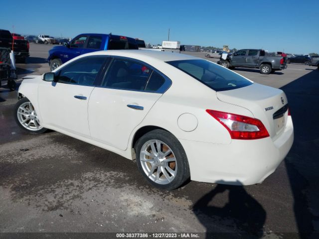 Photo 2 VIN: 1N4AA5AP5BC837957 - NISSAN MAXIMA 