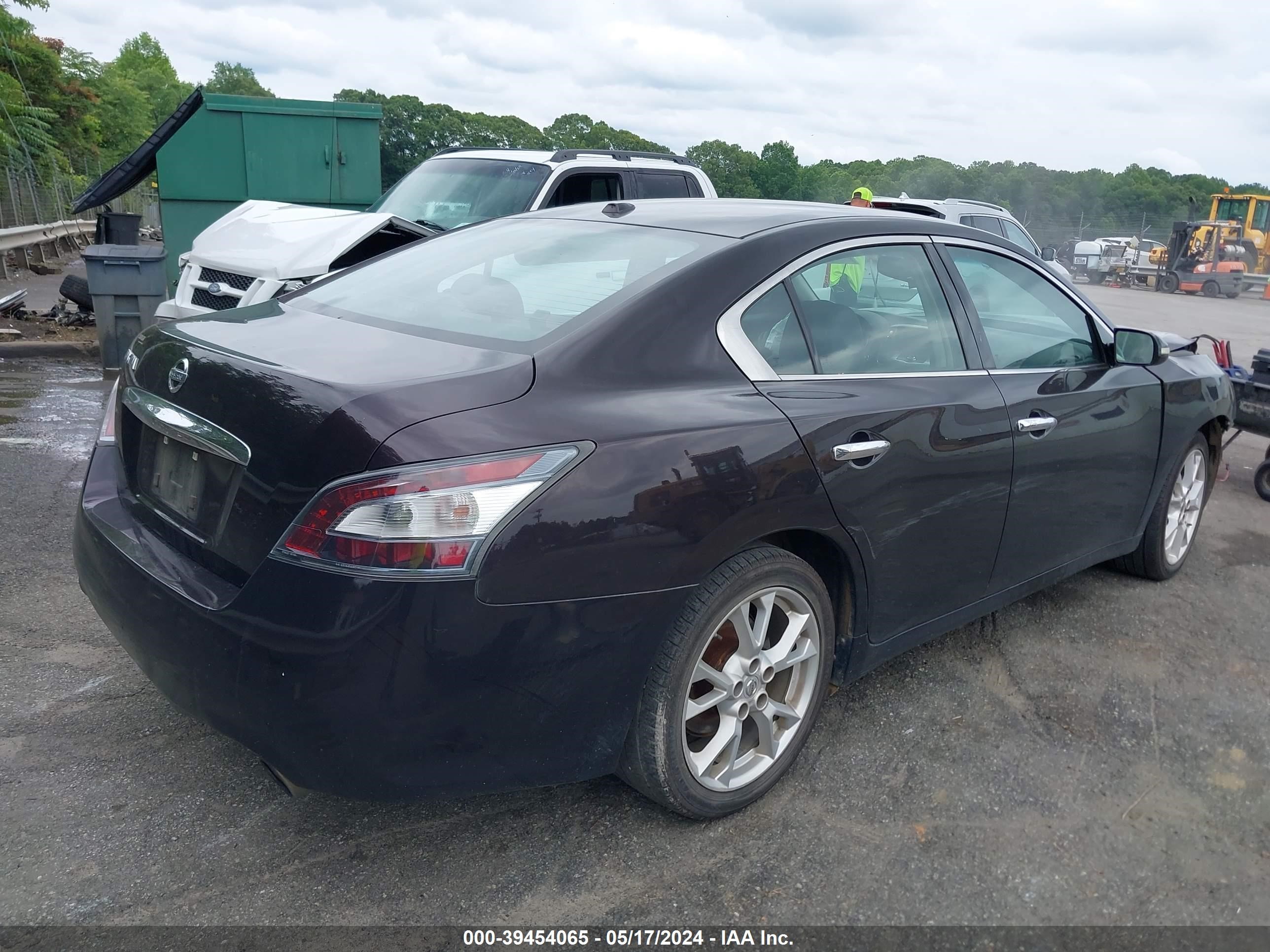 Photo 3 VIN: 1N4AA5AP5CC847681 - NISSAN MAXIMA 