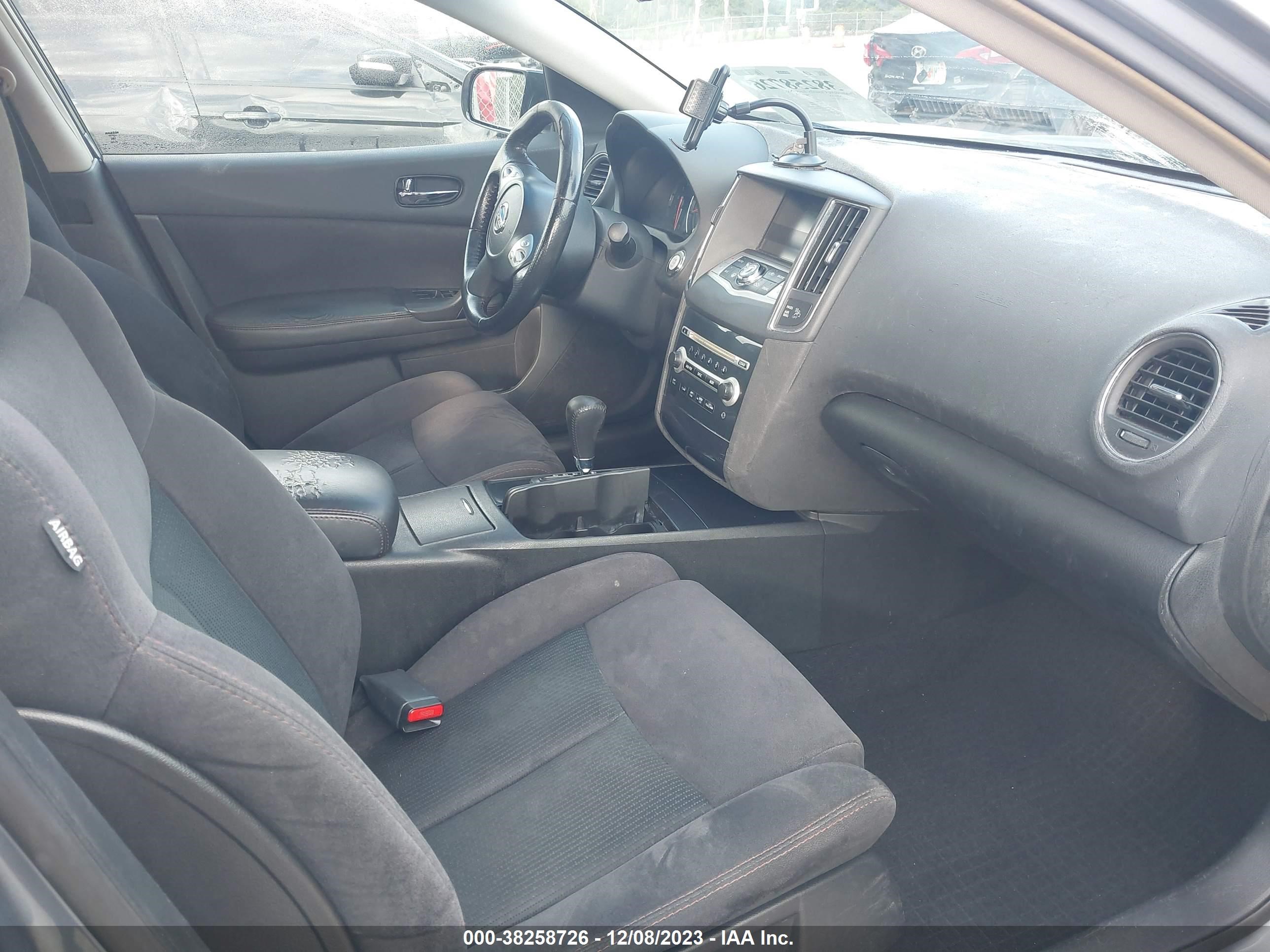 Photo 4 VIN: 1N4AA5AP6CC805620 - NISSAN MAXIMA 