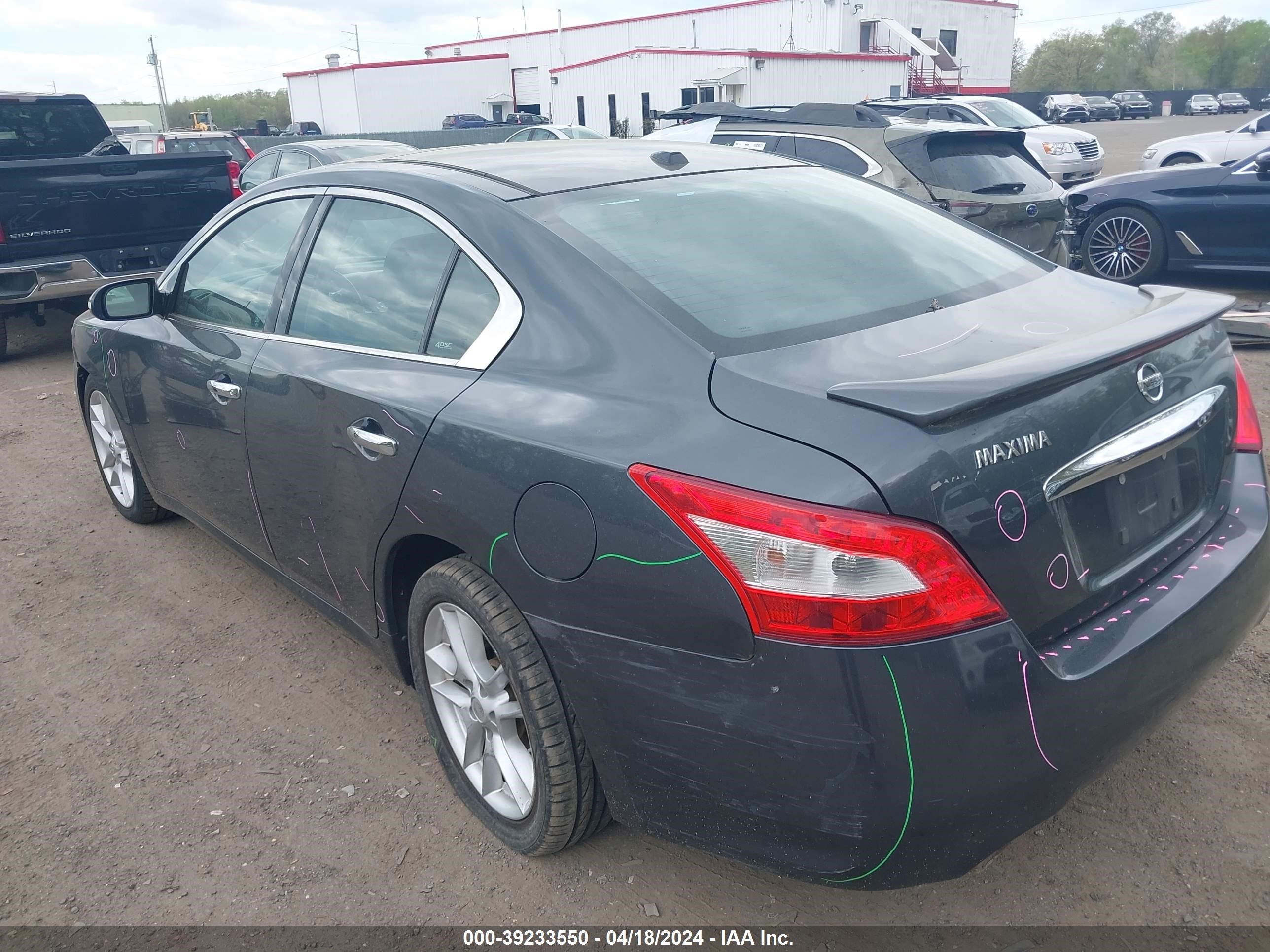 Photo 2 VIN: 1N4AA5AP7BC805060 - NISSAN MAXIMA 