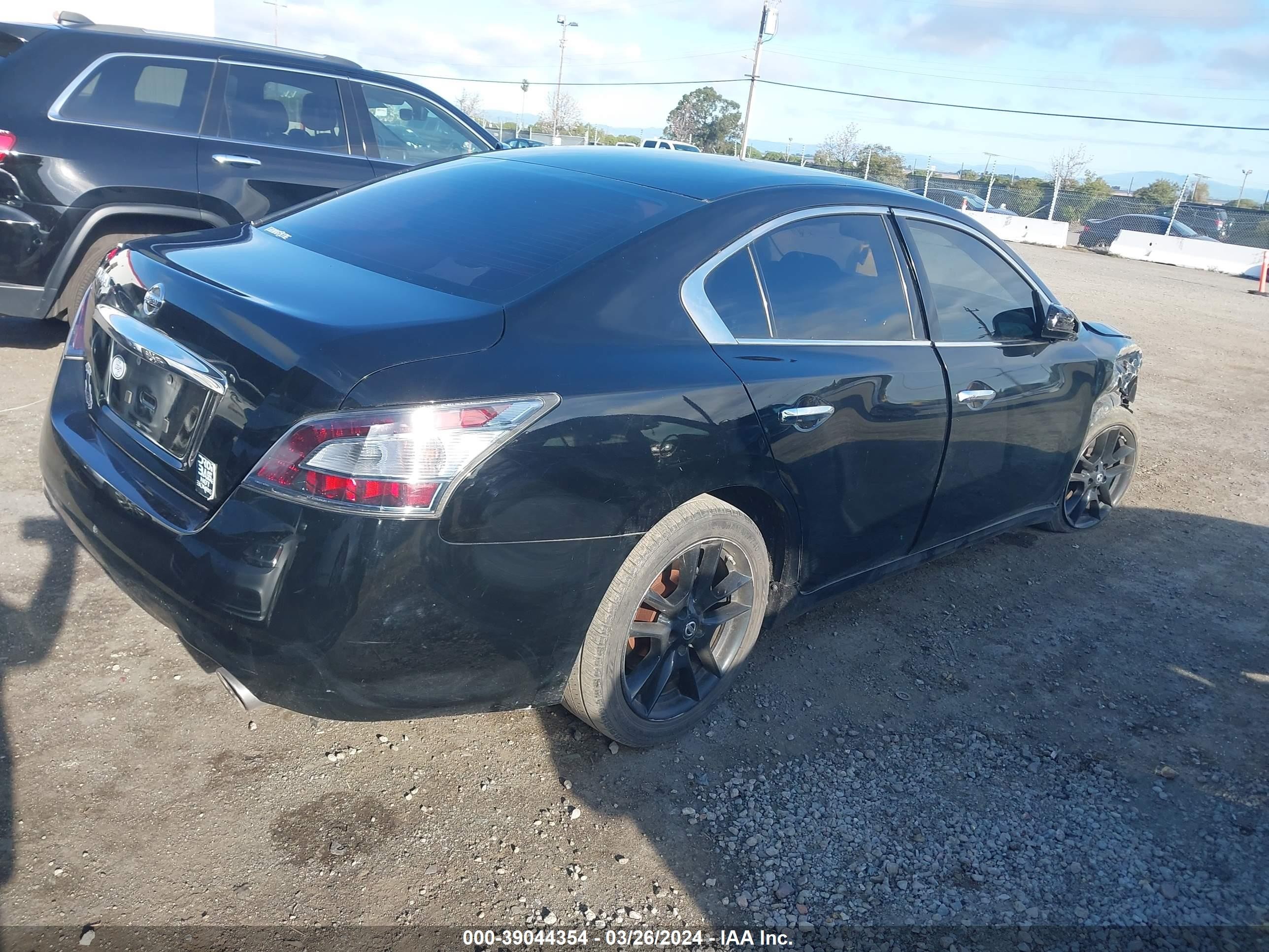 Photo 3 VIN: 1N4AA5AP7EC463405 - NISSAN MAXIMA 