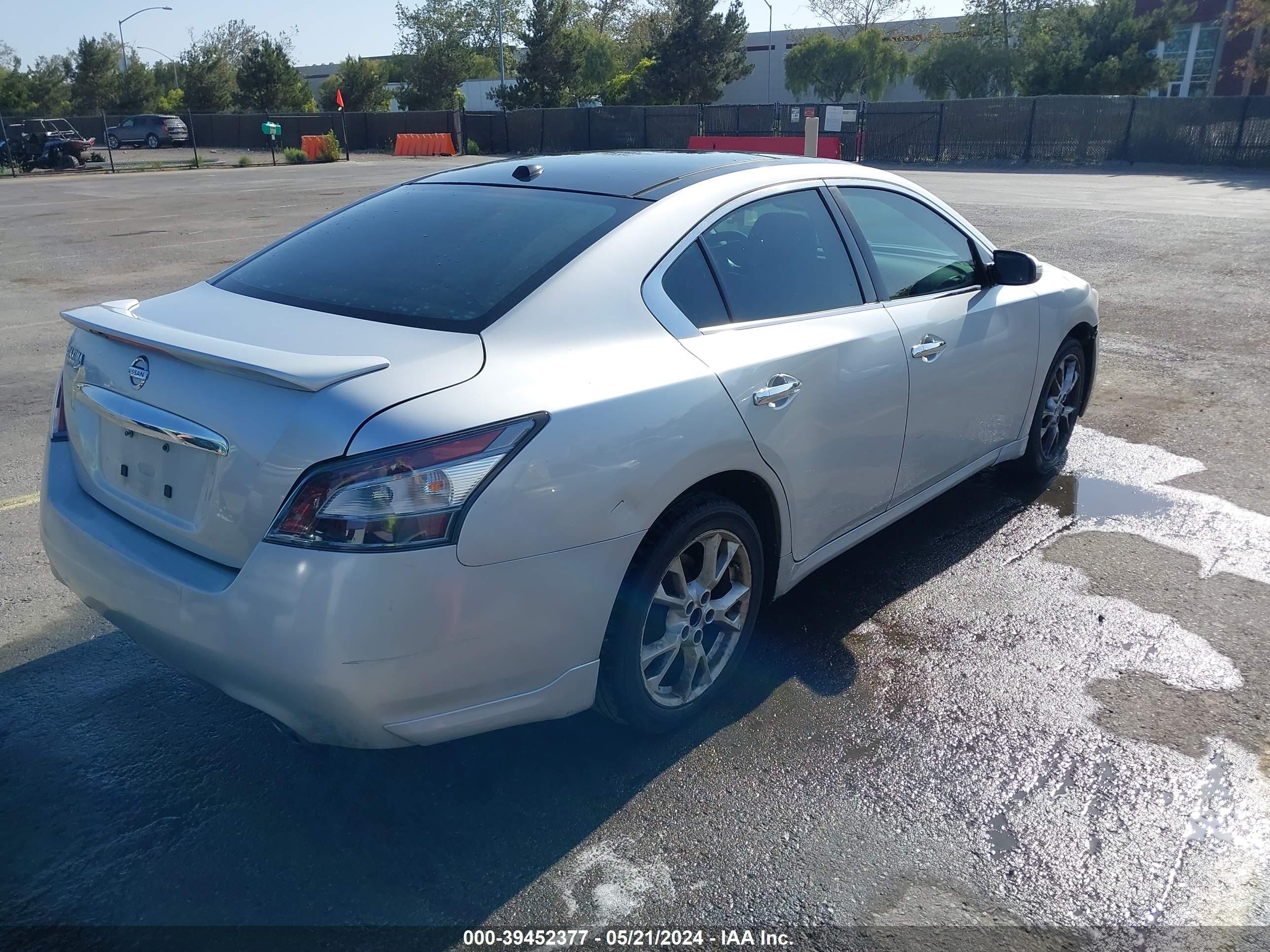 Photo 3 VIN: 1N4AA5AP9CC804980 - NISSAN MAXIMA 