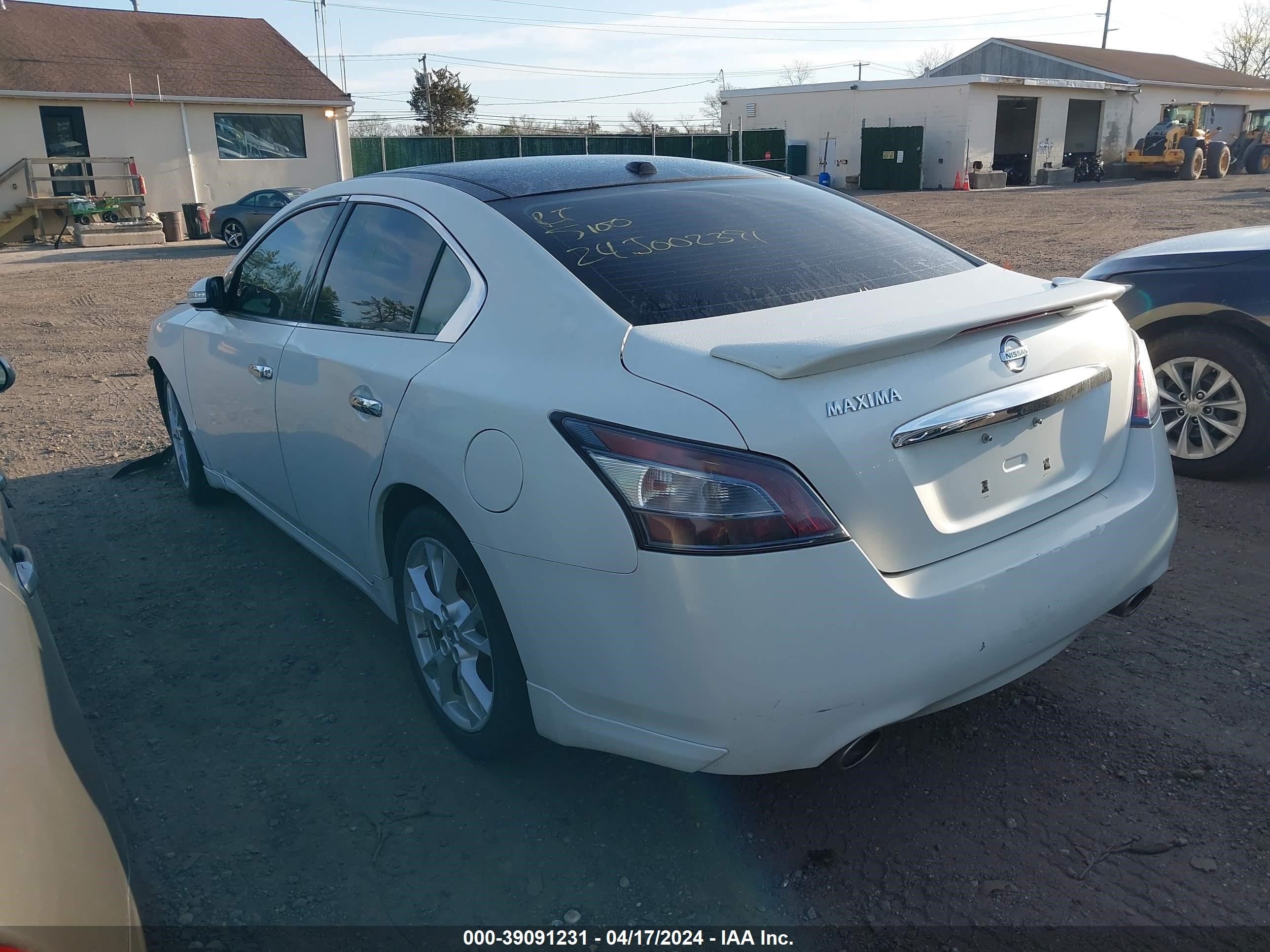 Photo 2 VIN: 1N4AA5AP9DC842372 - NISSAN MAXIMA 