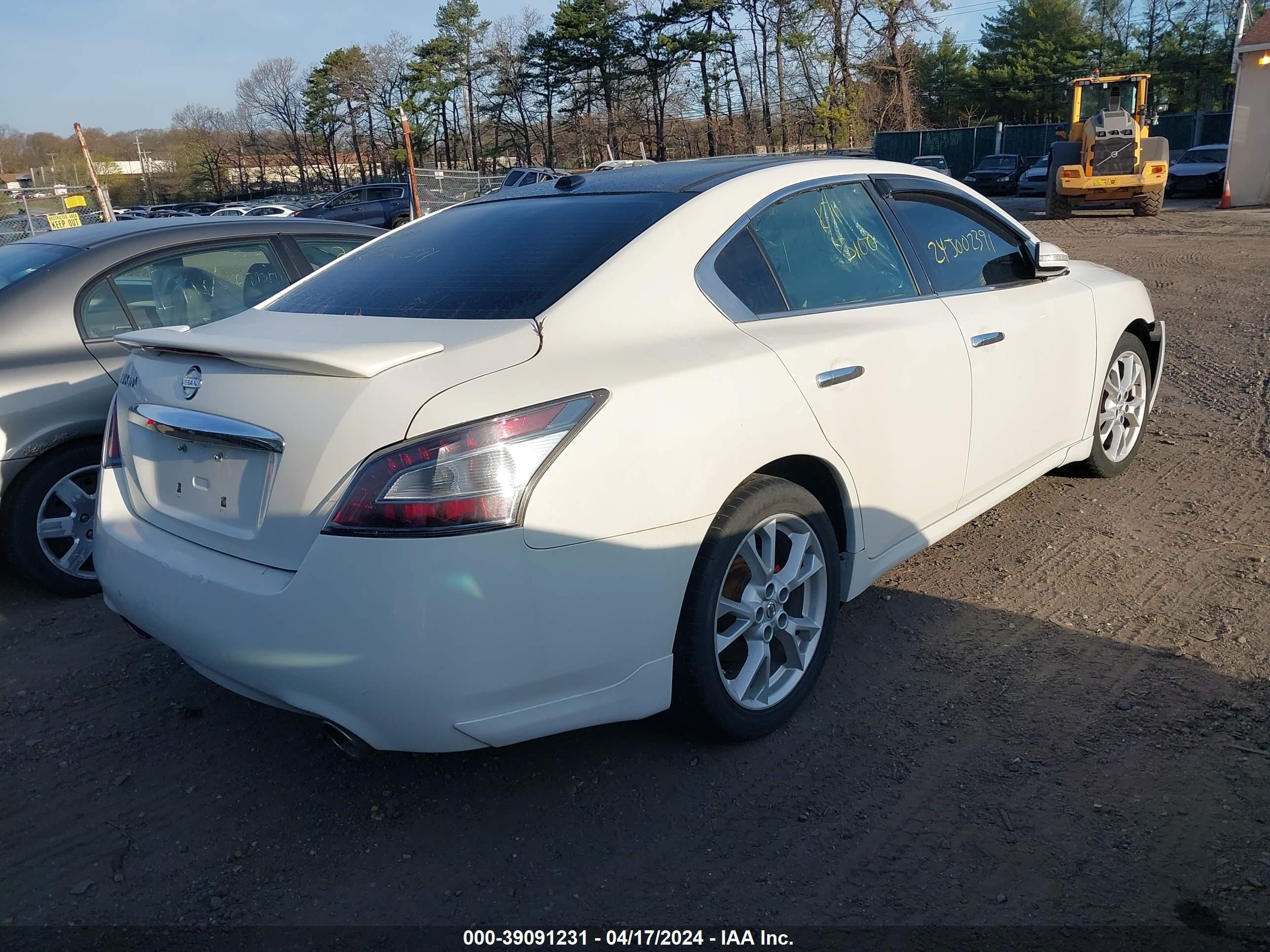 Photo 3 VIN: 1N4AA5AP9DC842372 - NISSAN MAXIMA 