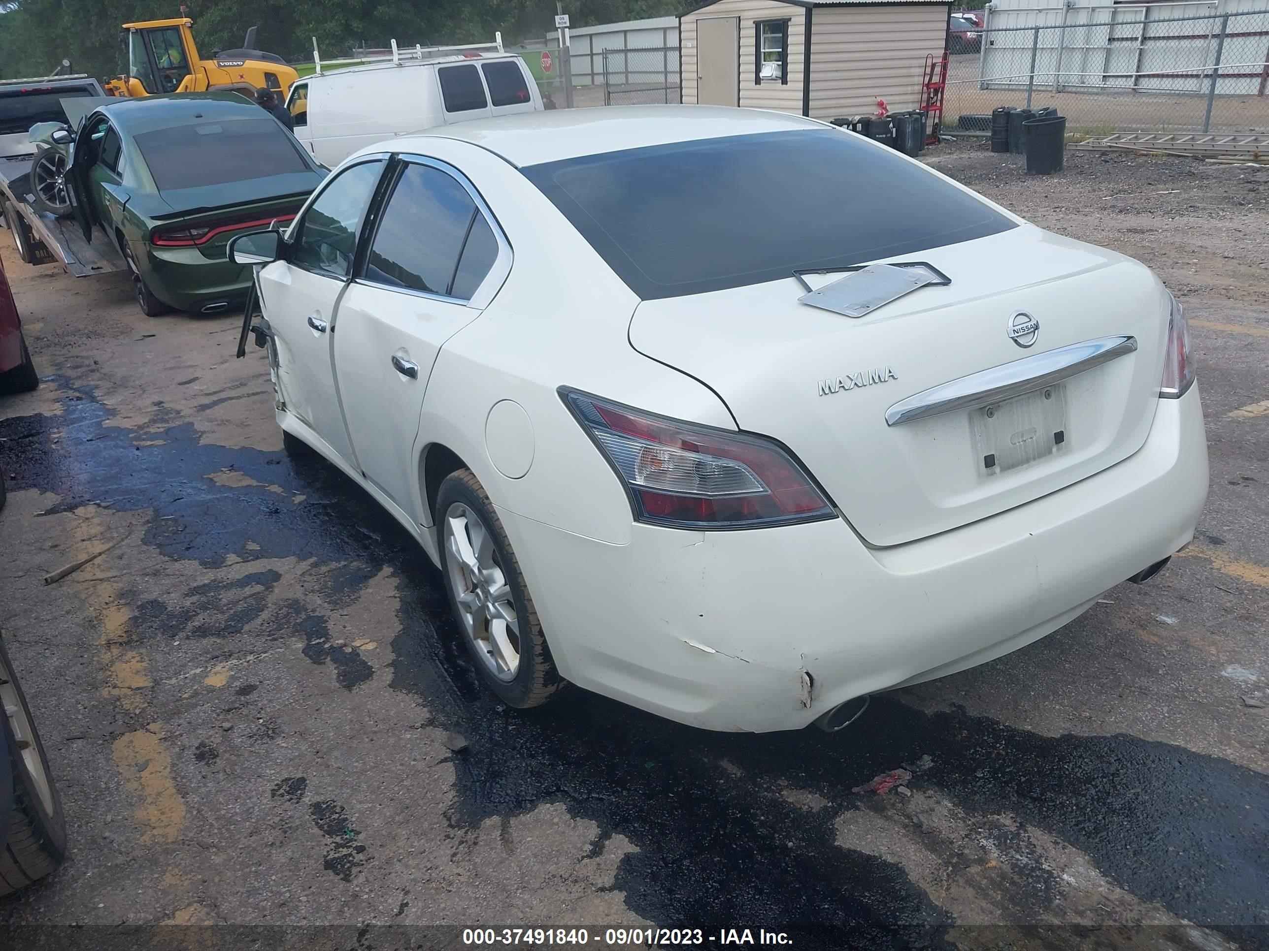 Photo 2 VIN: 1N4AA5AP9EC486250 - NISSAN MAXIMA 