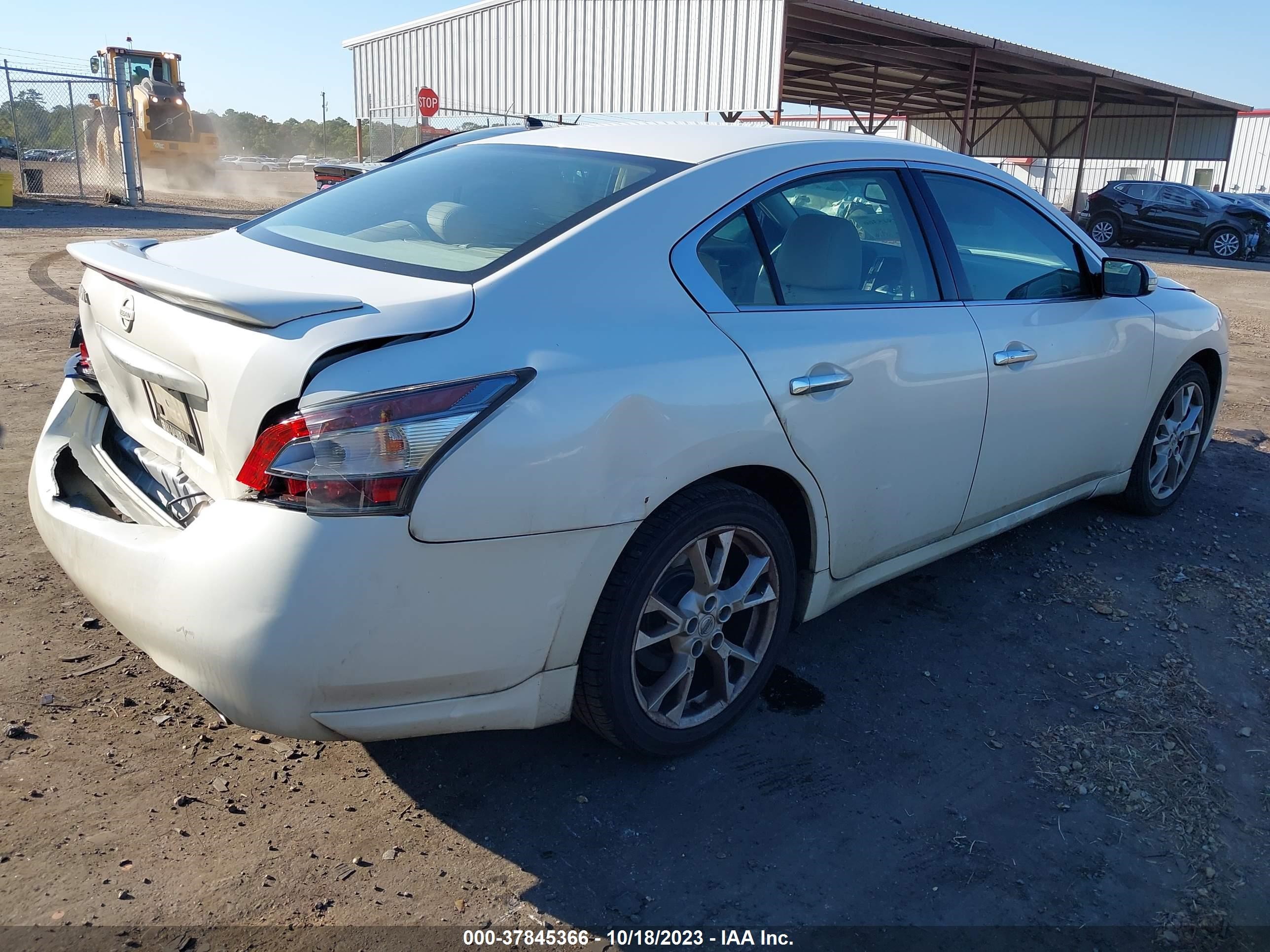 Photo 3 VIN: 1N4AA5APXDC837097 - NISSAN MAXIMA 