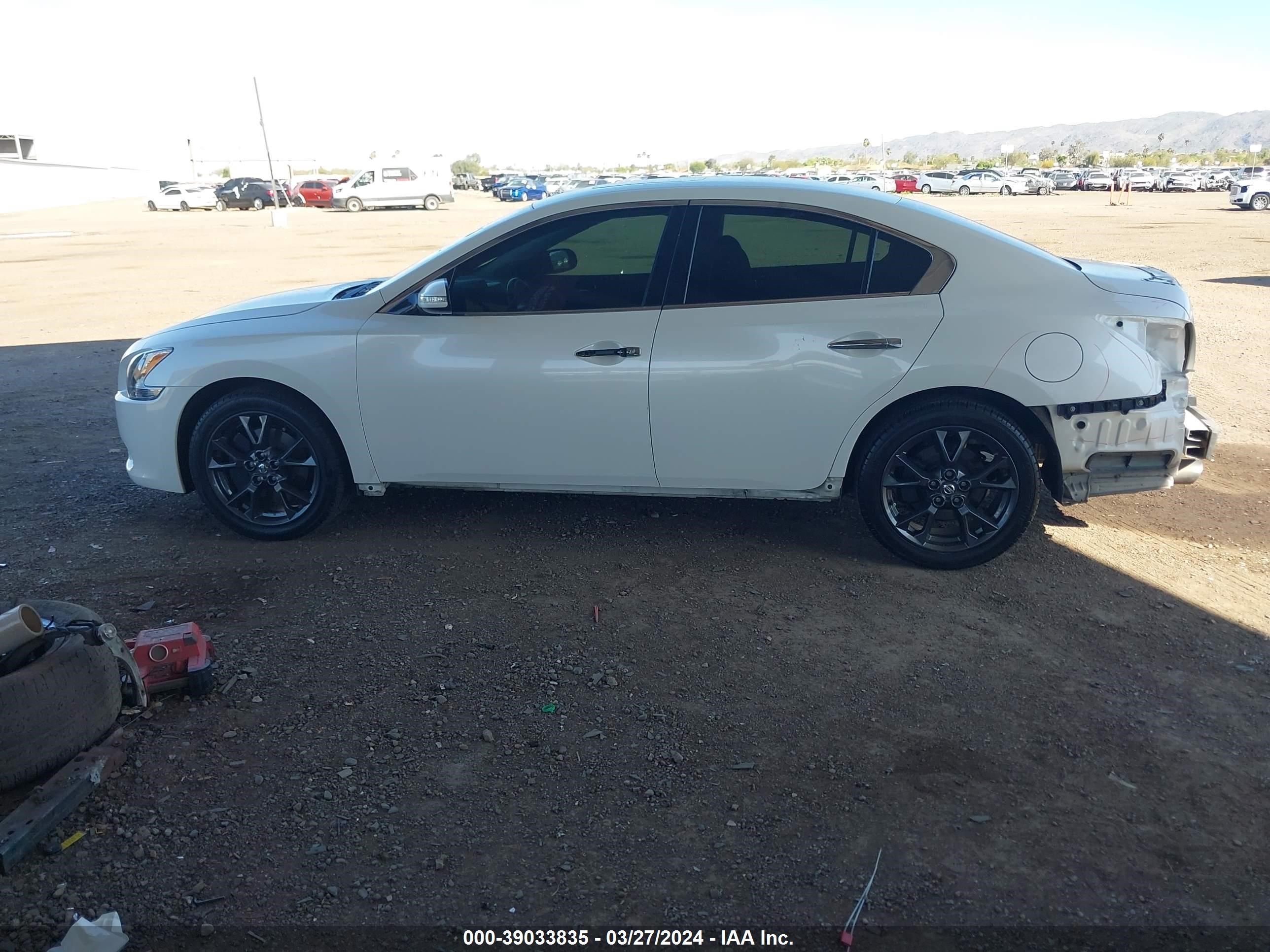 Photo 13 VIN: 1N4AA5APXEC473216 - NISSAN MAXIMA 