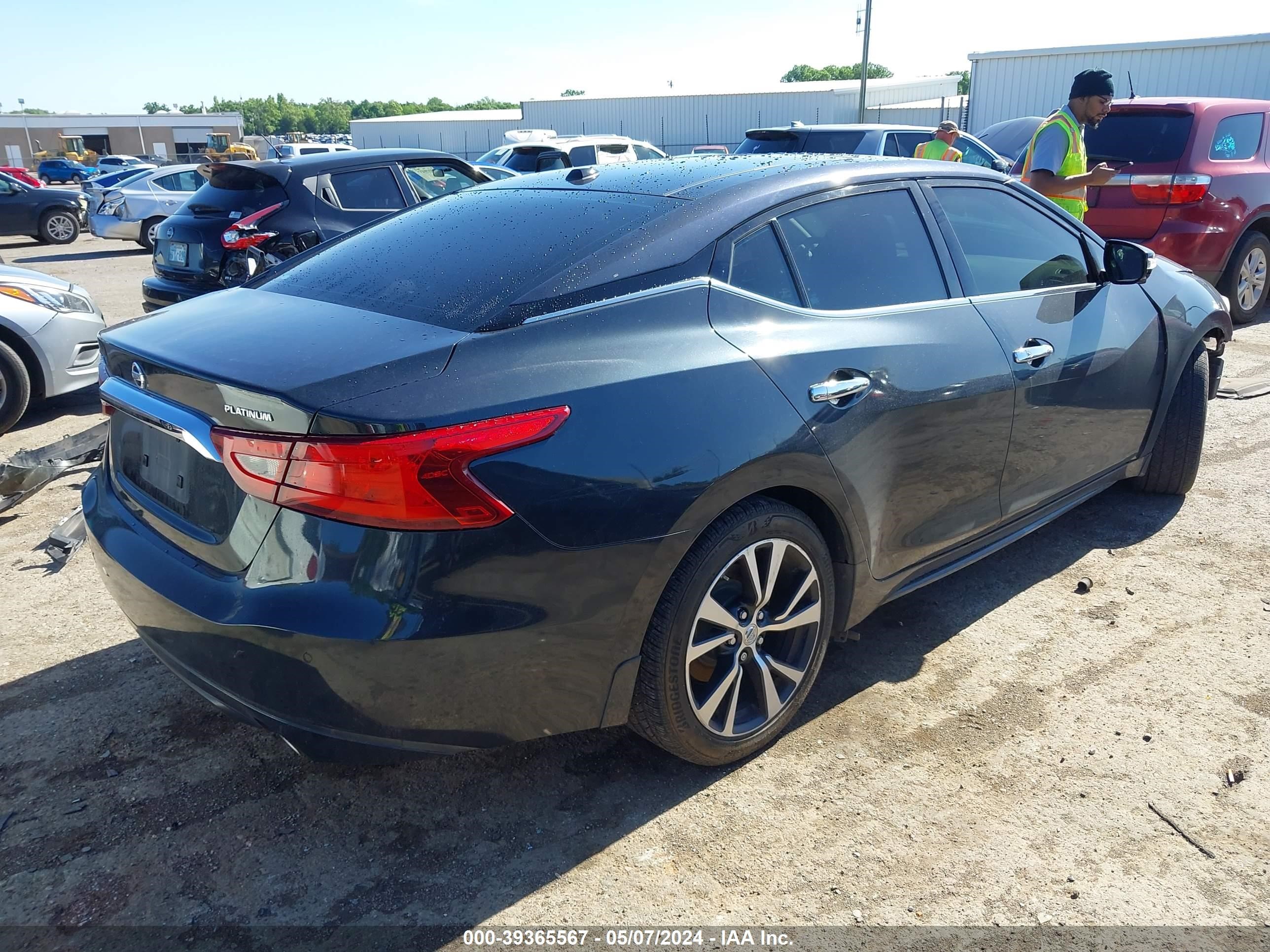 Photo 3 VIN: 1N4AA6AP0GC406892 - NISSAN MAXIMA 