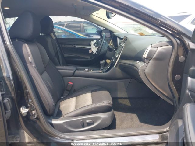 Photo 4 VIN: 1N4AA6AP0JC394766 - NISSAN MAXIMA 