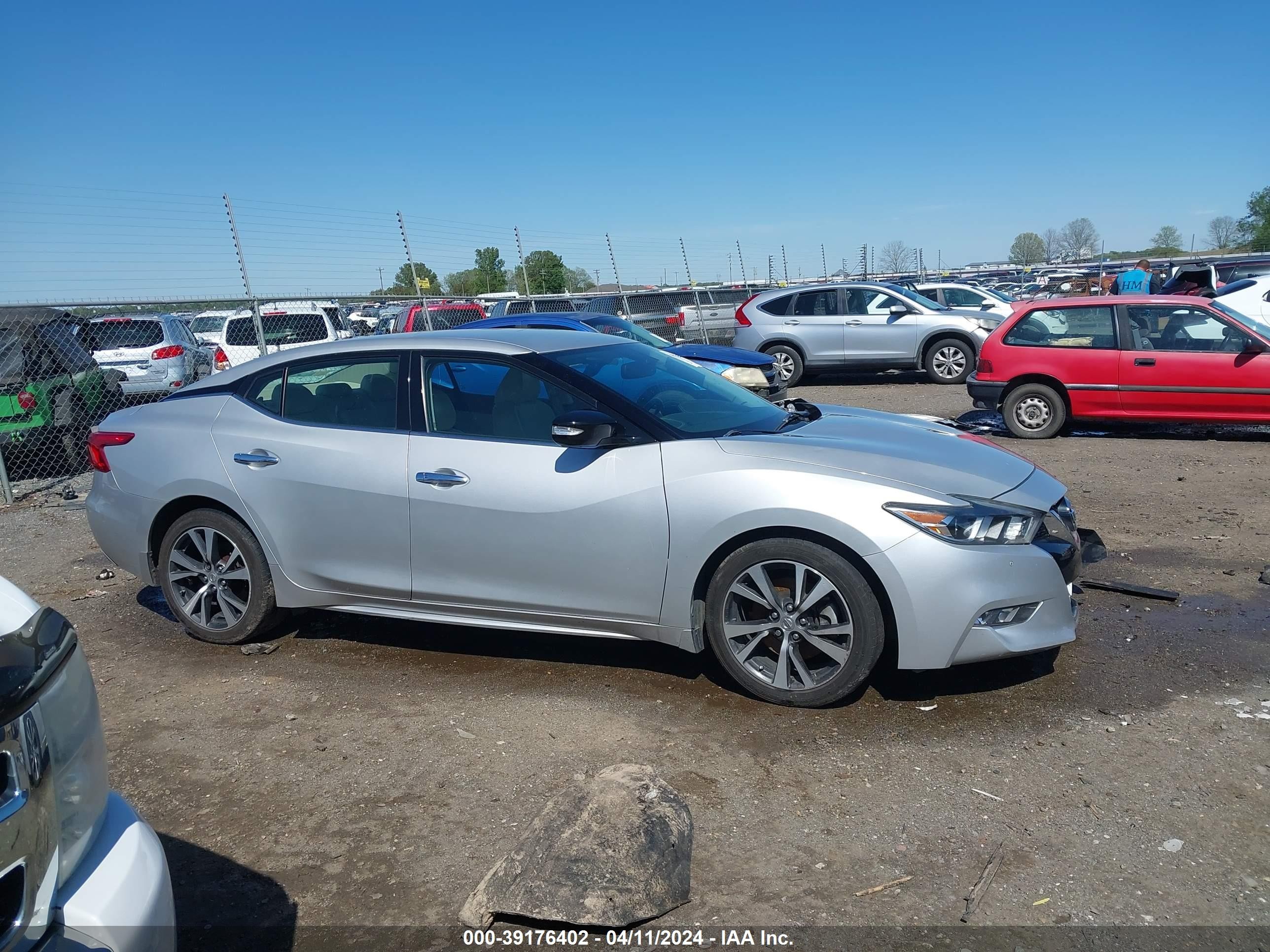 Photo 12 VIN: 1N4AA6AP1GC905121 - NISSAN MAXIMA 