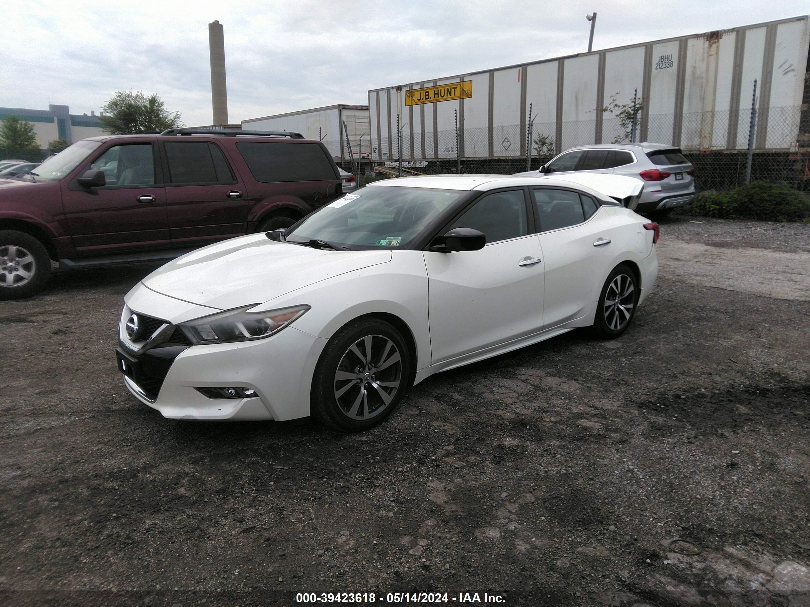 Photo 1 VIN: 1N4AA6AP1HC421631 - NISSAN MAXIMA 