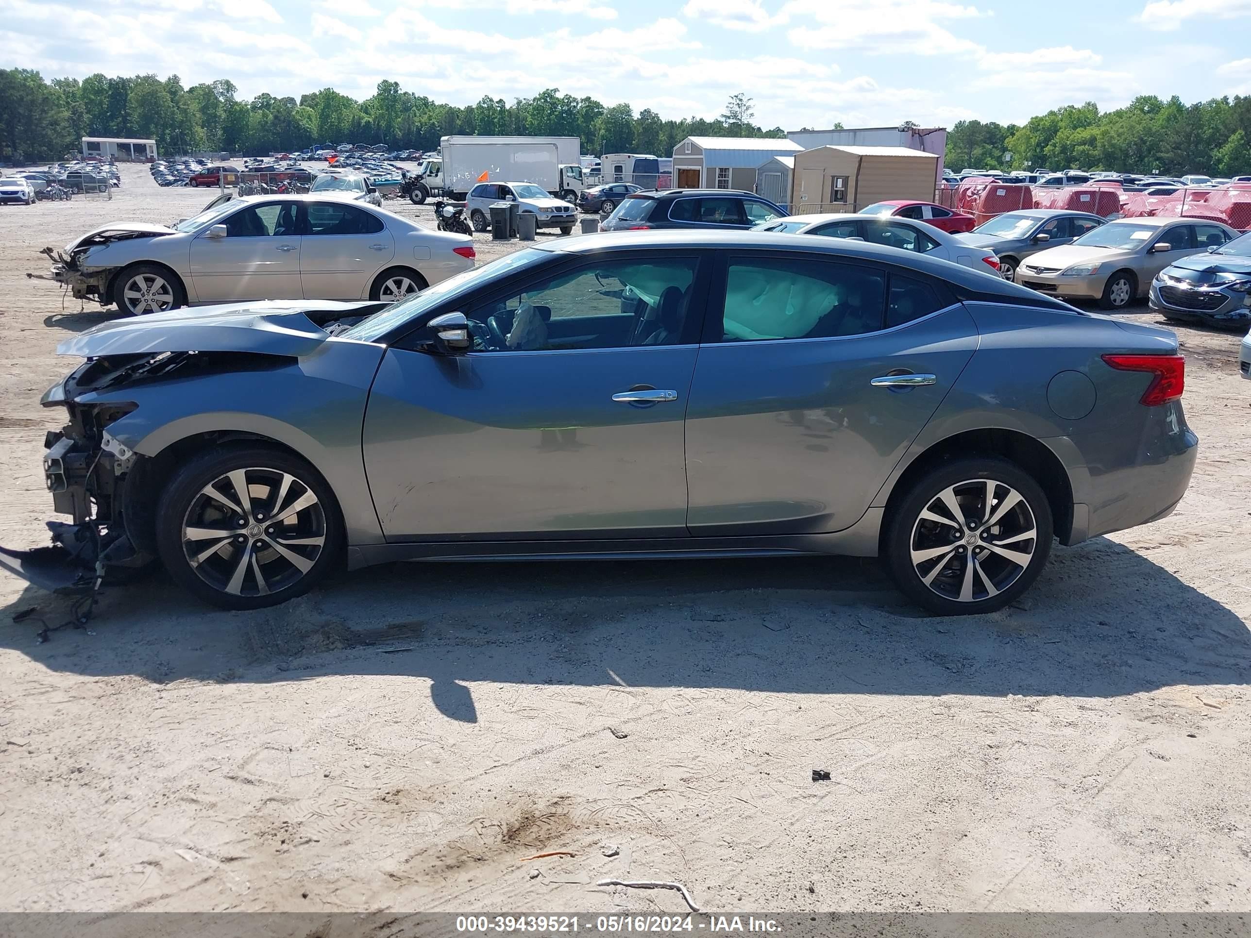 Photo 13 VIN: 1N4AA6AP2GC437772 - NISSAN MAXIMA 