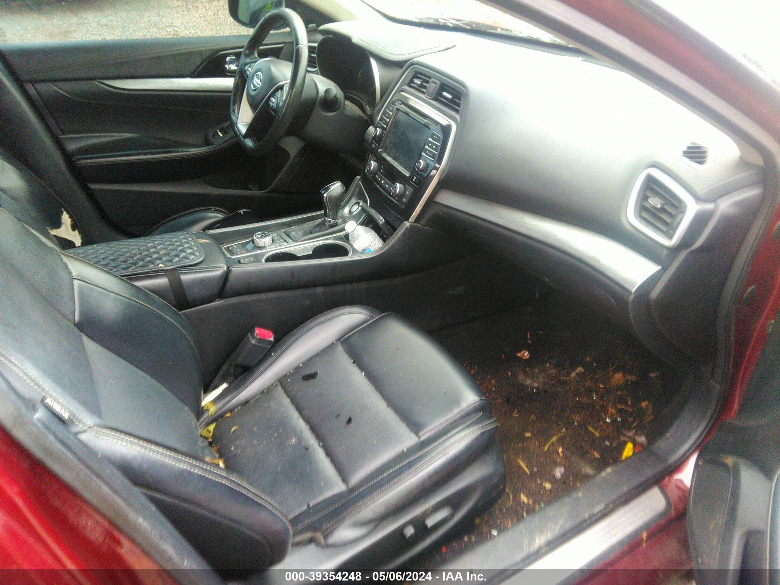 Photo 4 VIN: 1N4AA6AP2HC409066 - NISSAN MAXIMA 