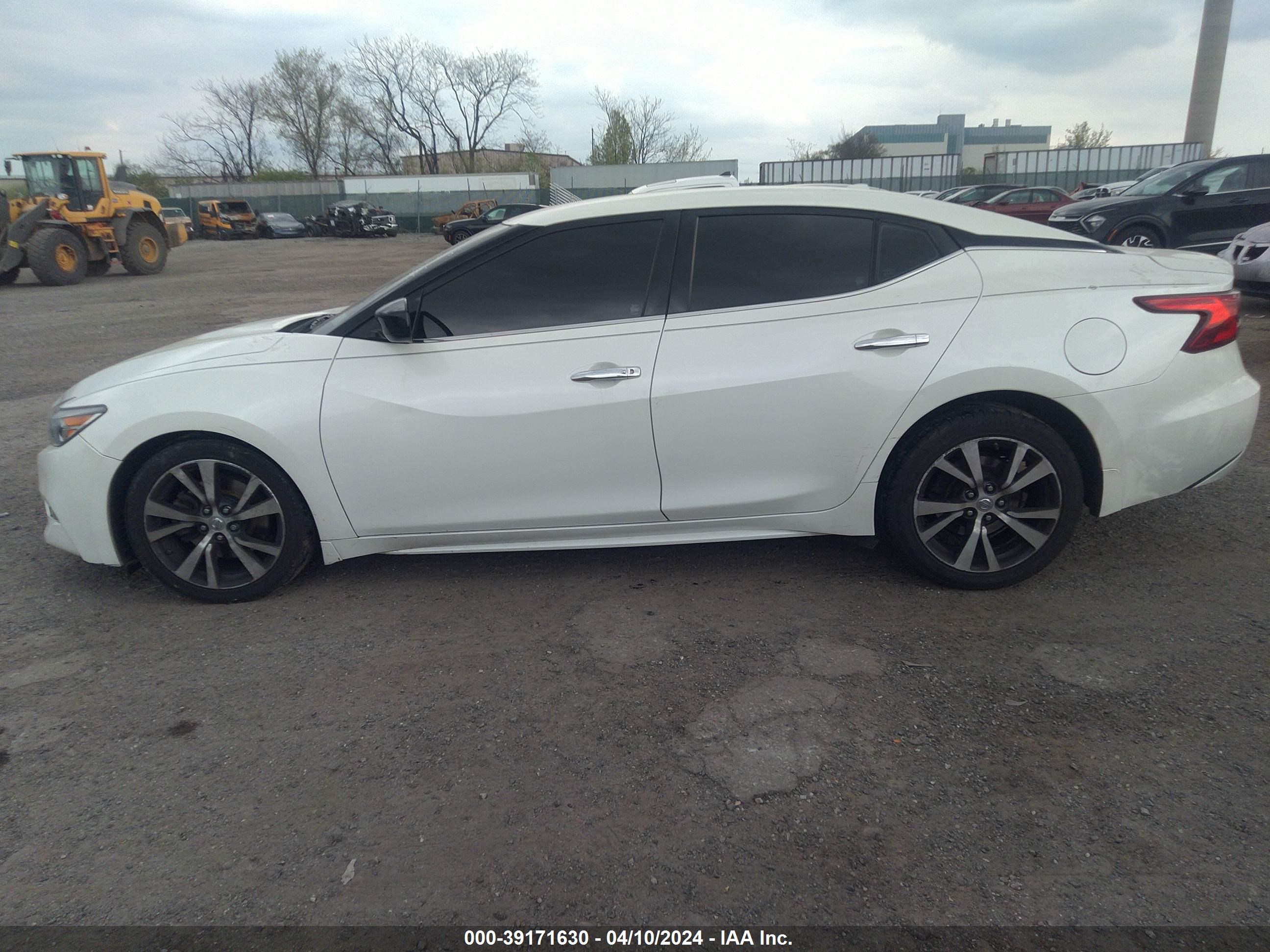 Photo 13 VIN: 1N4AA6AP2HC422688 - NISSAN MAXIMA 