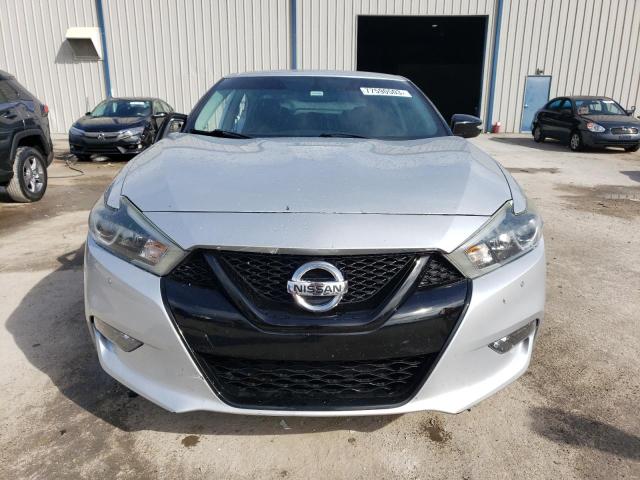 Photo 4 VIN: 1N4AA6AP2JC374440 - NISSAN MAXIMA 