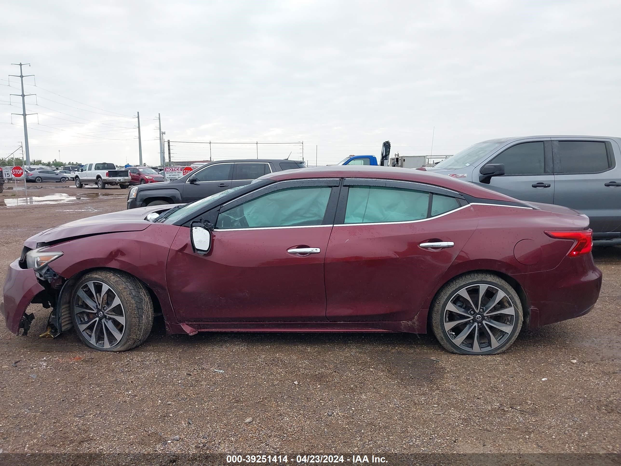 Photo 13 VIN: 1N4AA6AP3GC410466 - NISSAN MAXIMA 