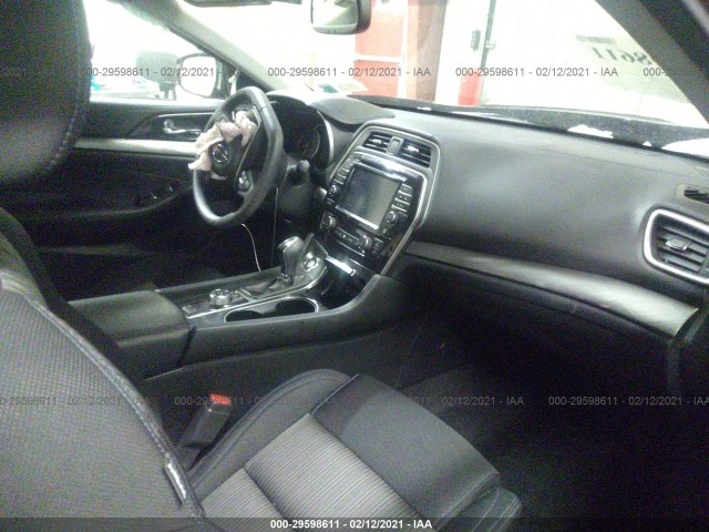 Photo 4 VIN: 1N4AA6AP3HC454193 - NISSAN MAXIMA 