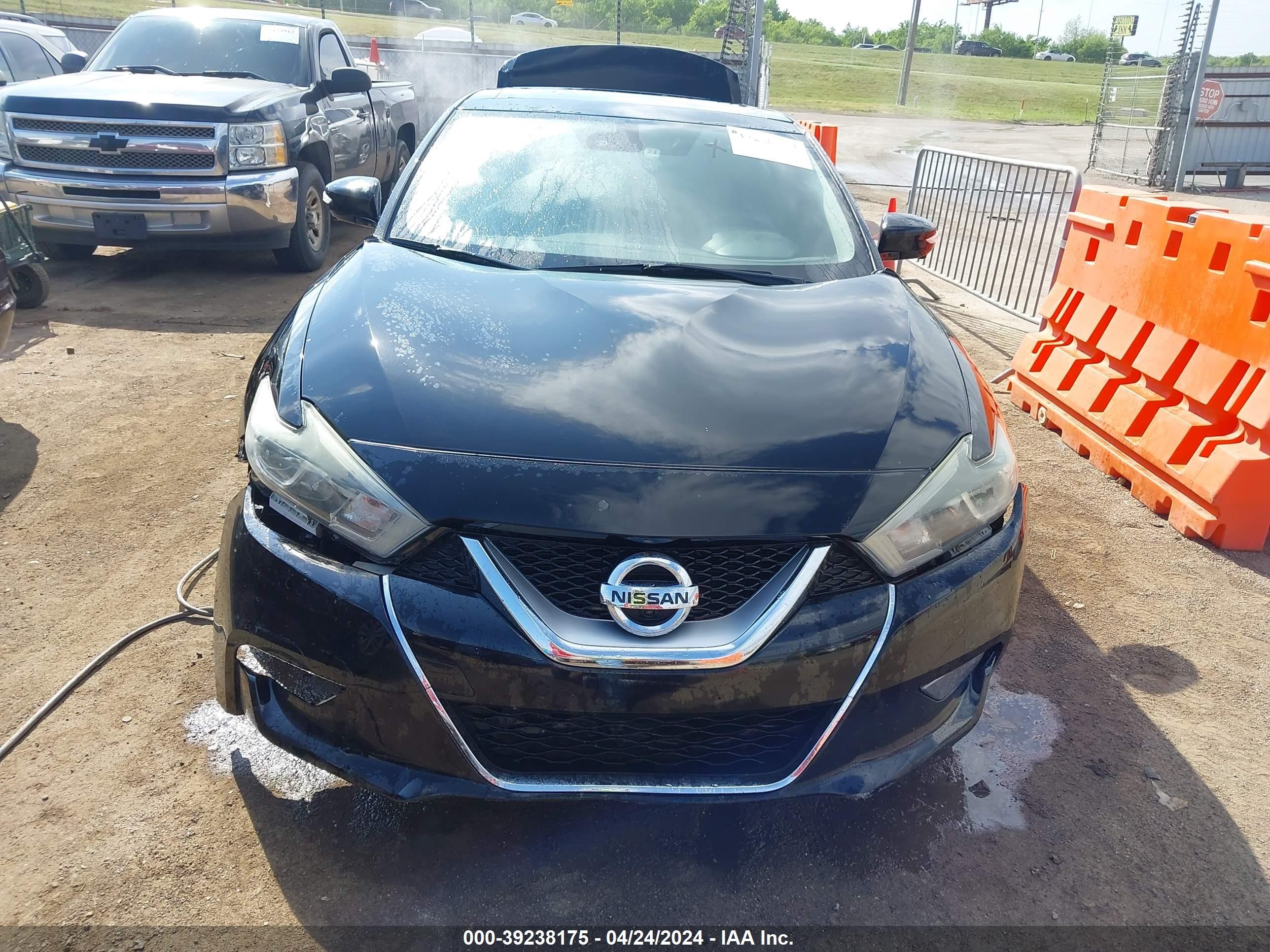 Photo 11 VIN: 1N4AA6AP5GC421470 - NISSAN MAXIMA 