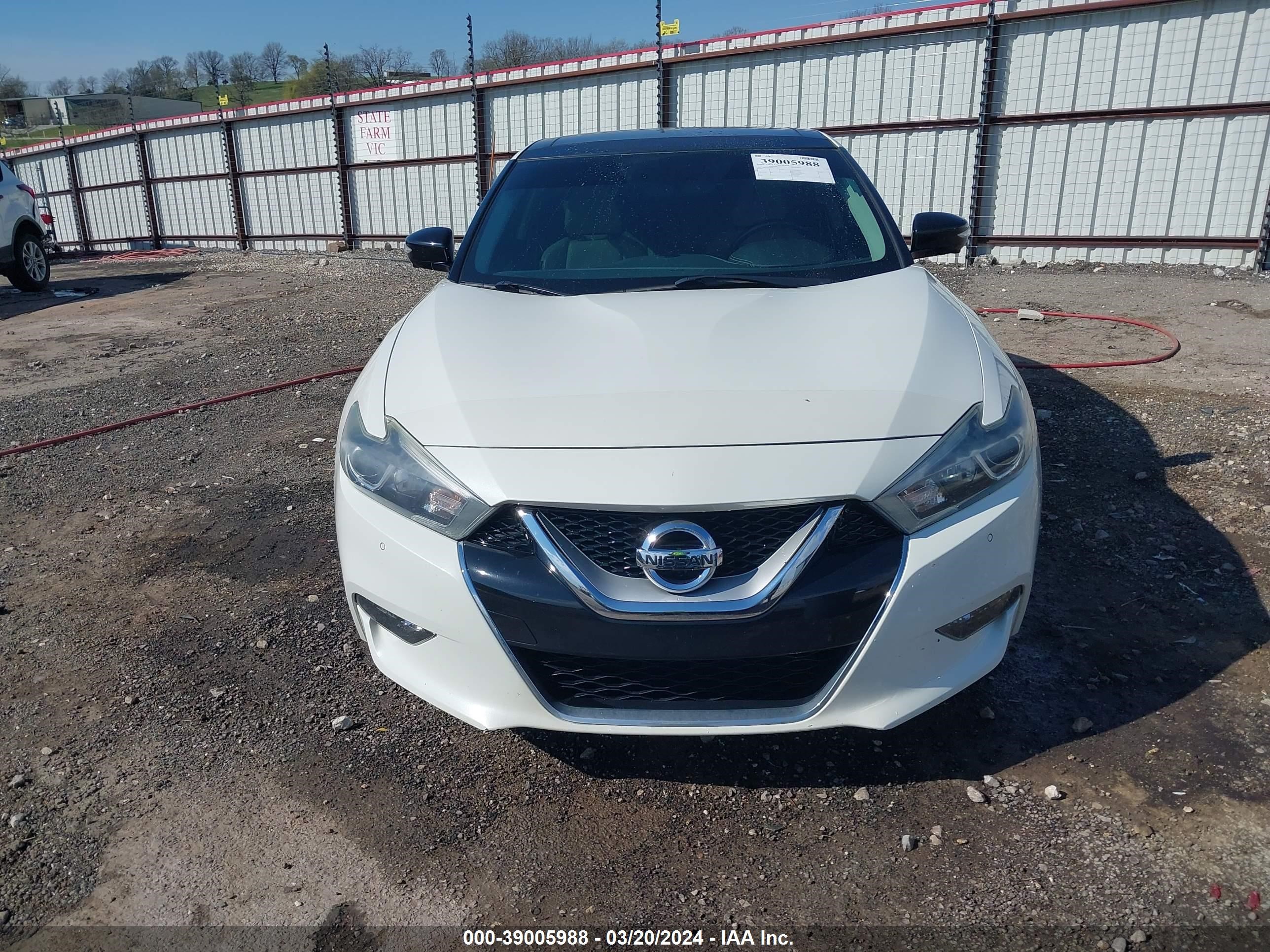 Photo 12 VIN: 1N4AA6AP6GC397292 - NISSAN MAXIMA 