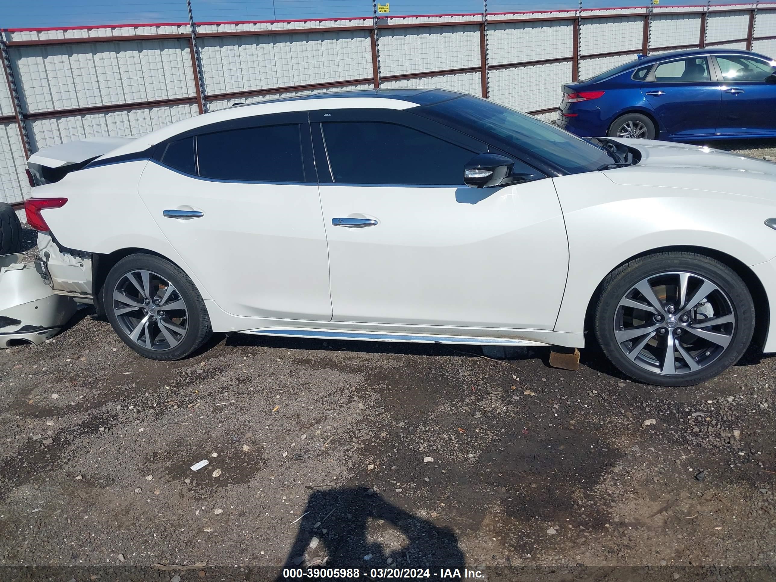 Photo 13 VIN: 1N4AA6AP6GC397292 - NISSAN MAXIMA 