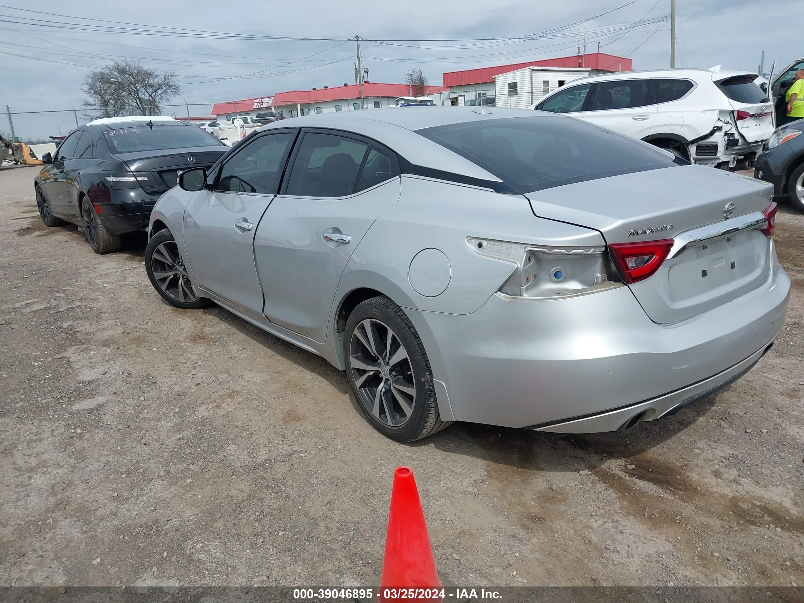 Photo 2 VIN: 1N4AA6AP6GC409876 - NISSAN MAXIMA 