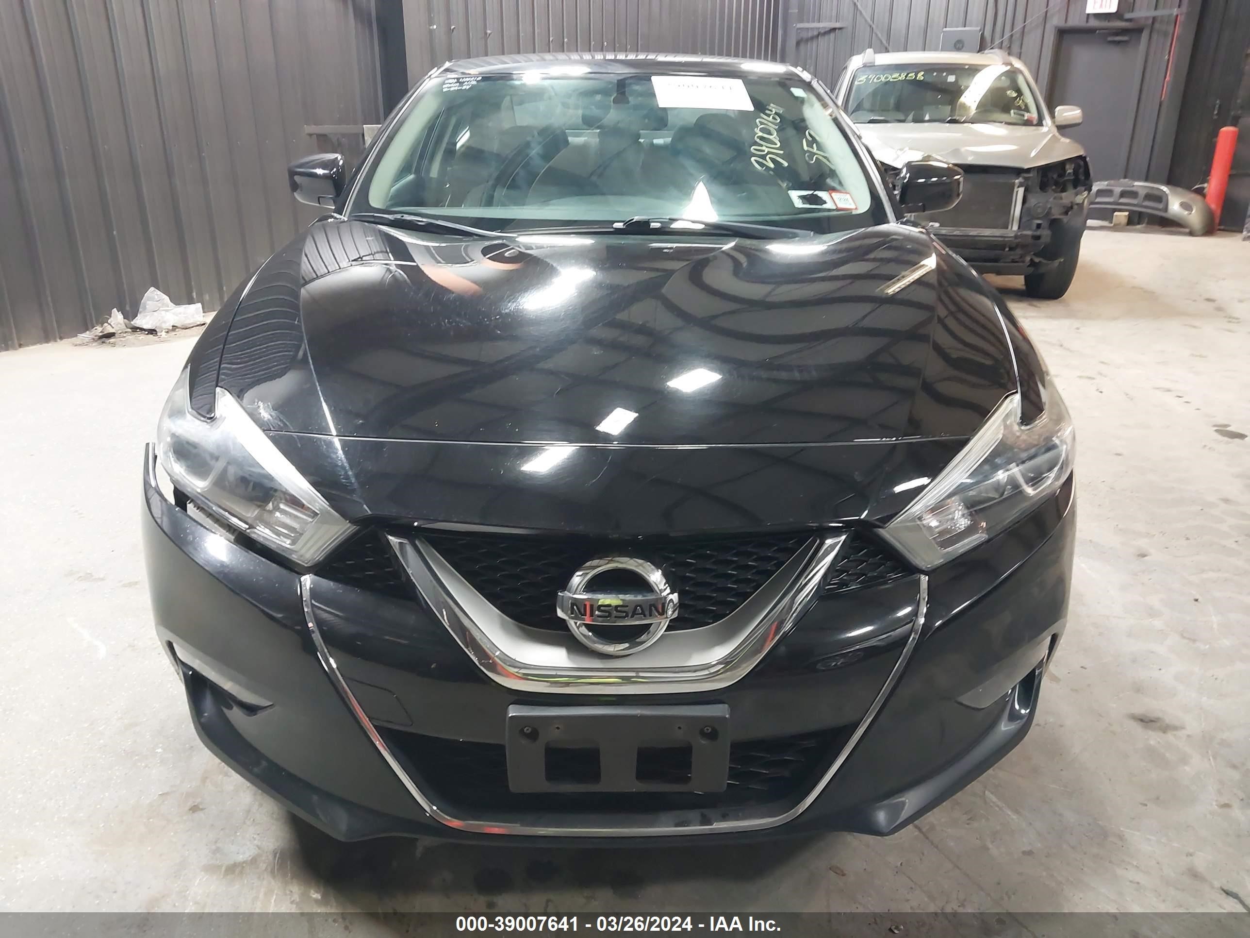 Photo 11 VIN: 1N4AA6AP7HC380812 - NISSAN MAXIMA 