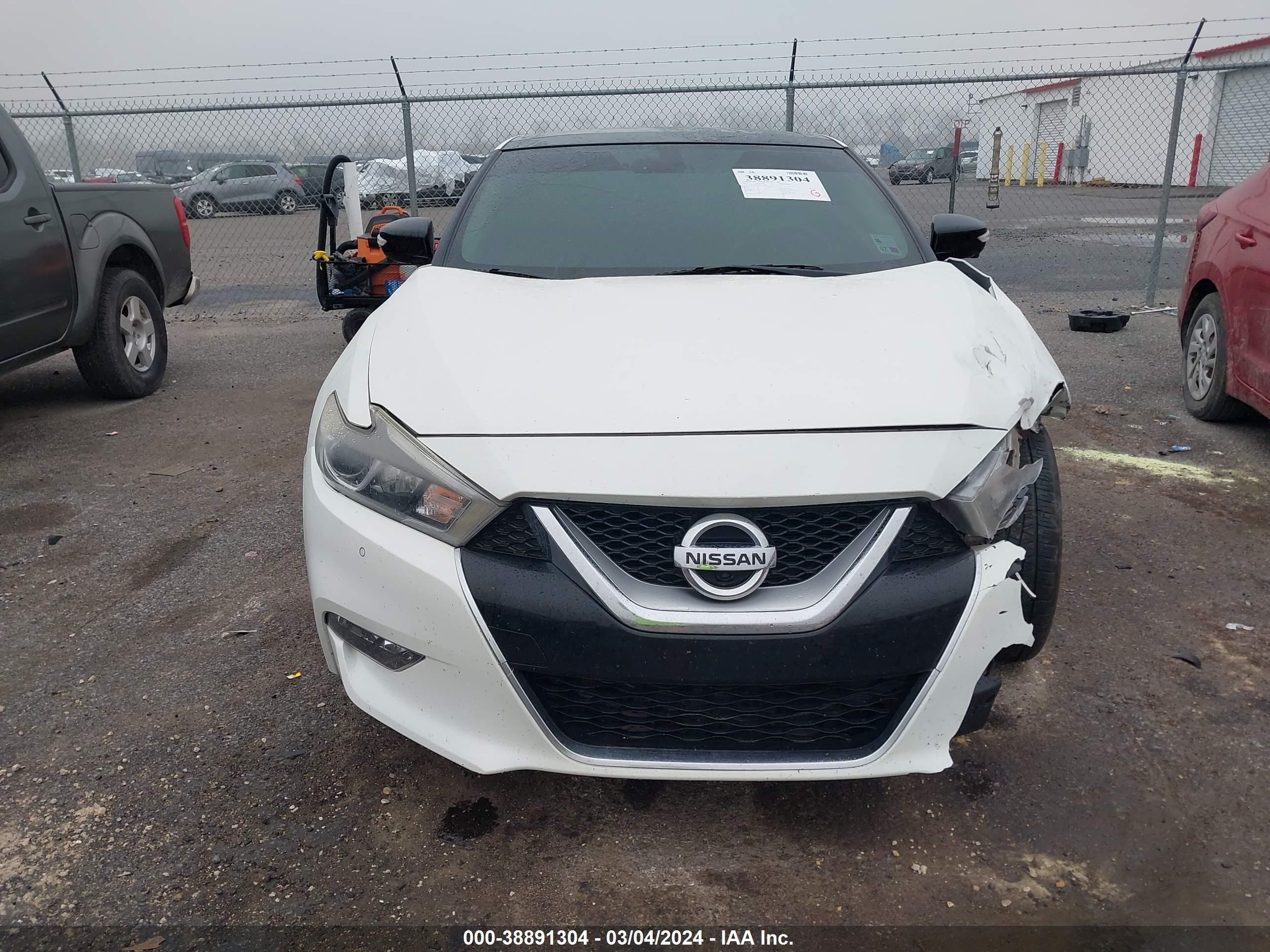 Photo 11 VIN: 1N4AA6AP7HC413999 - NISSAN MAXIMA 