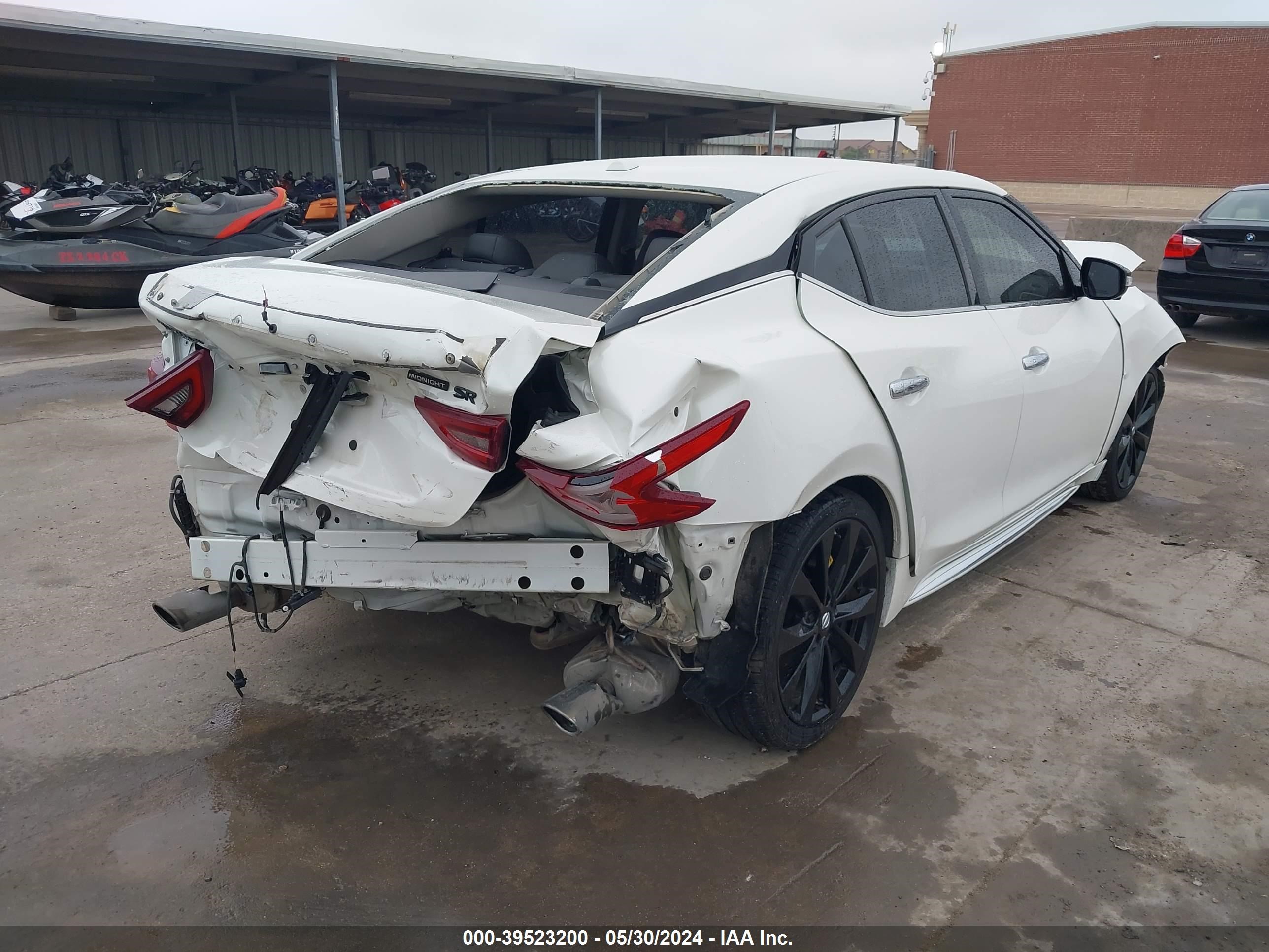 Photo 3 VIN: 1N4AA6AP7JC371761 - NISSAN MAXIMA 