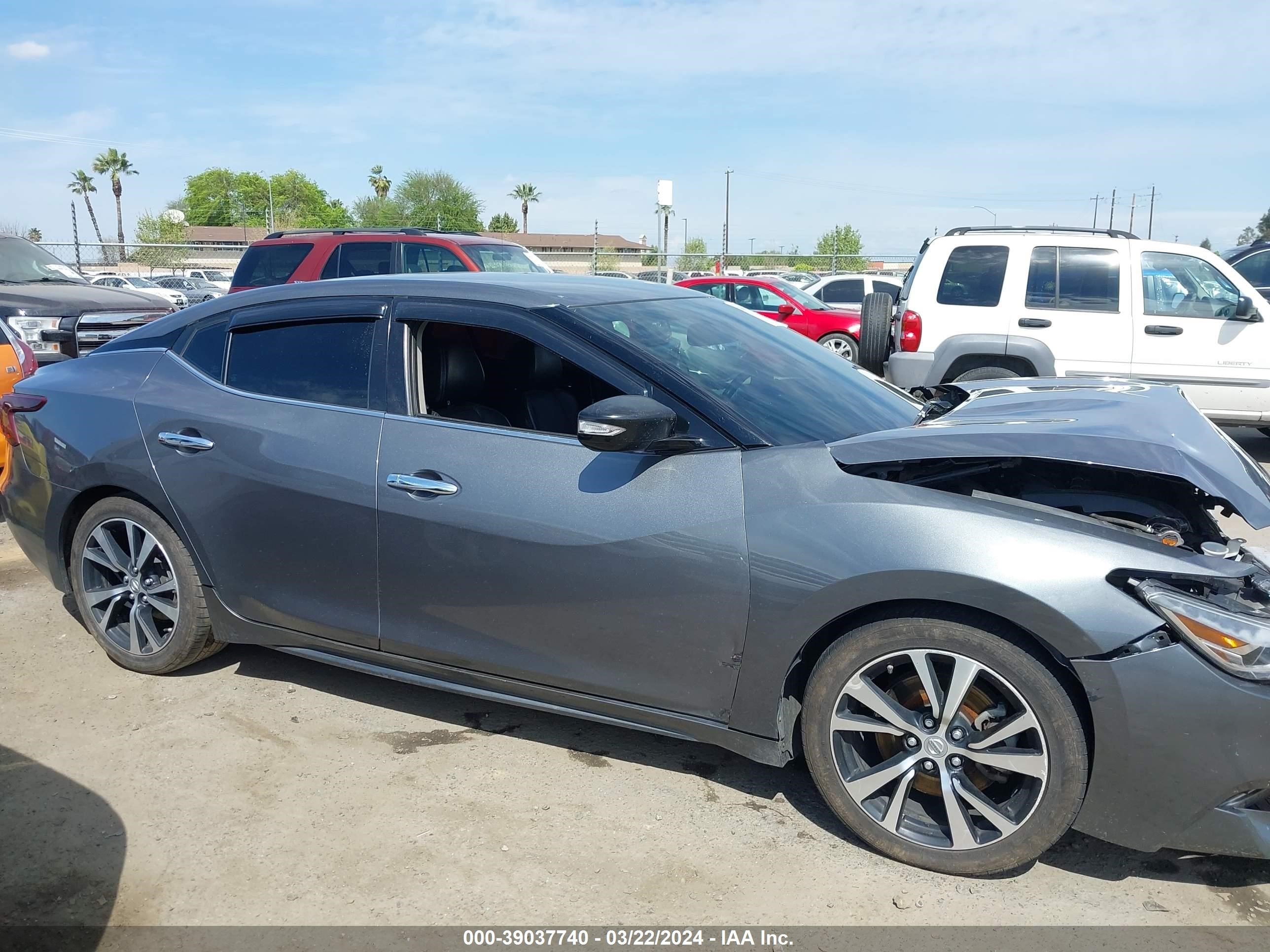 Photo 12 VIN: 1N4AA6AP7JC378810 - NISSAN MAXIMA 