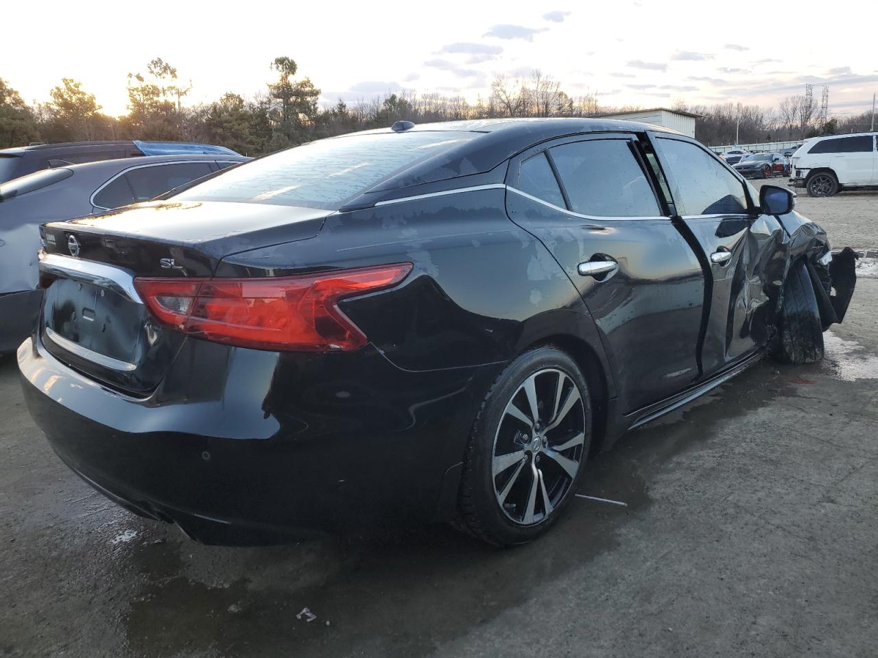 Photo 2 VIN: 1N4AA6AP7JC386485 - NISSAN MAXIMA 