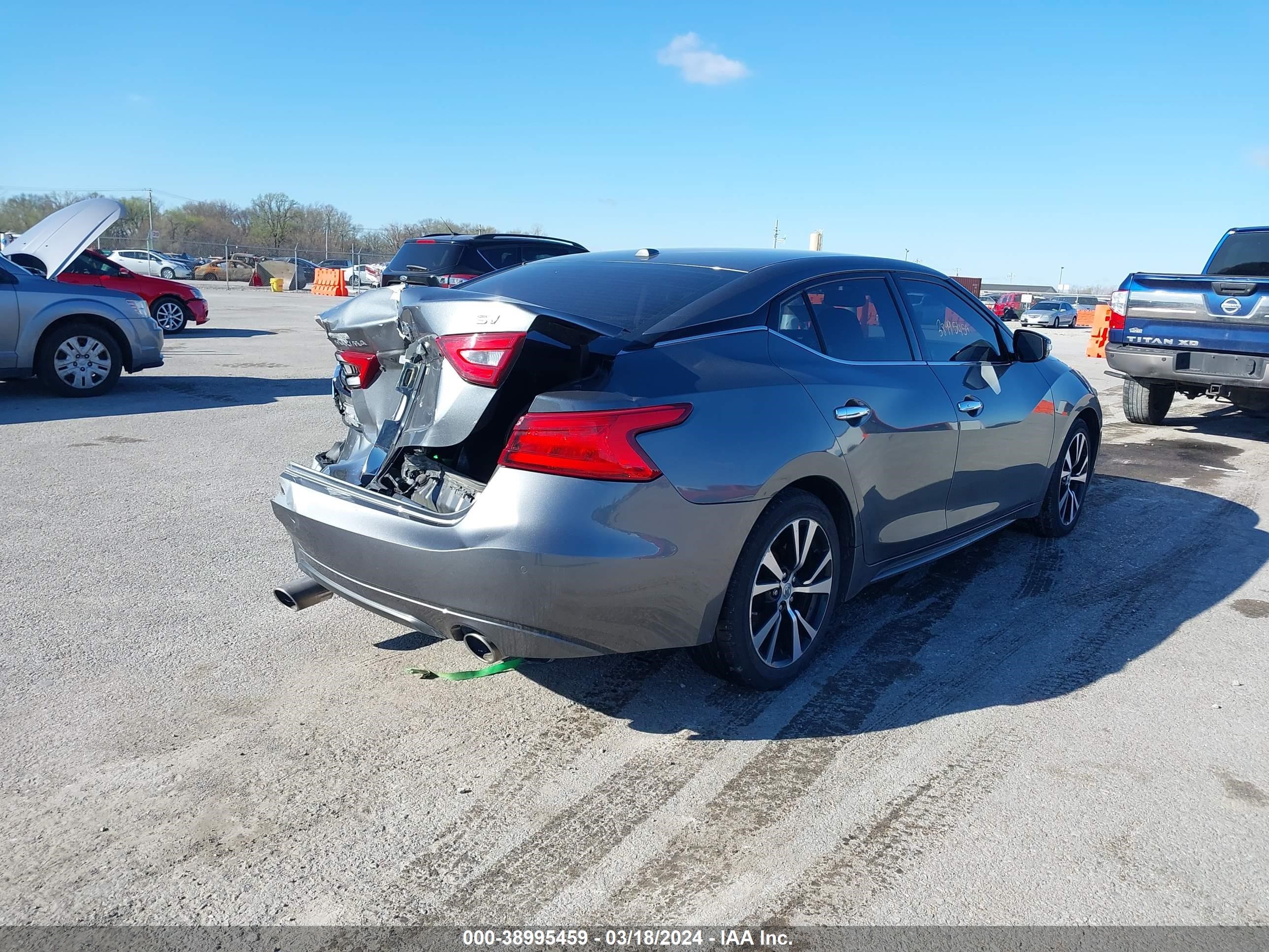 Photo 3 VIN: 1N4AA6AP8JC367105 - NISSAN MAXIMA 