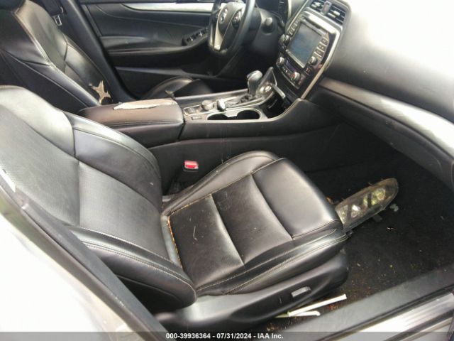 Photo 4 VIN: 1N4AA6AP8JC387760 - NISSAN MAXIMA 