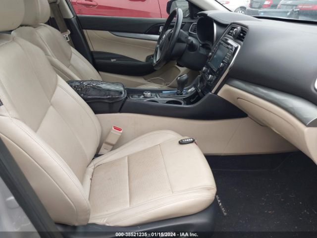 Photo 4 VIN: 1N4AA6APXHC432417 - NISSAN MAXIMA 