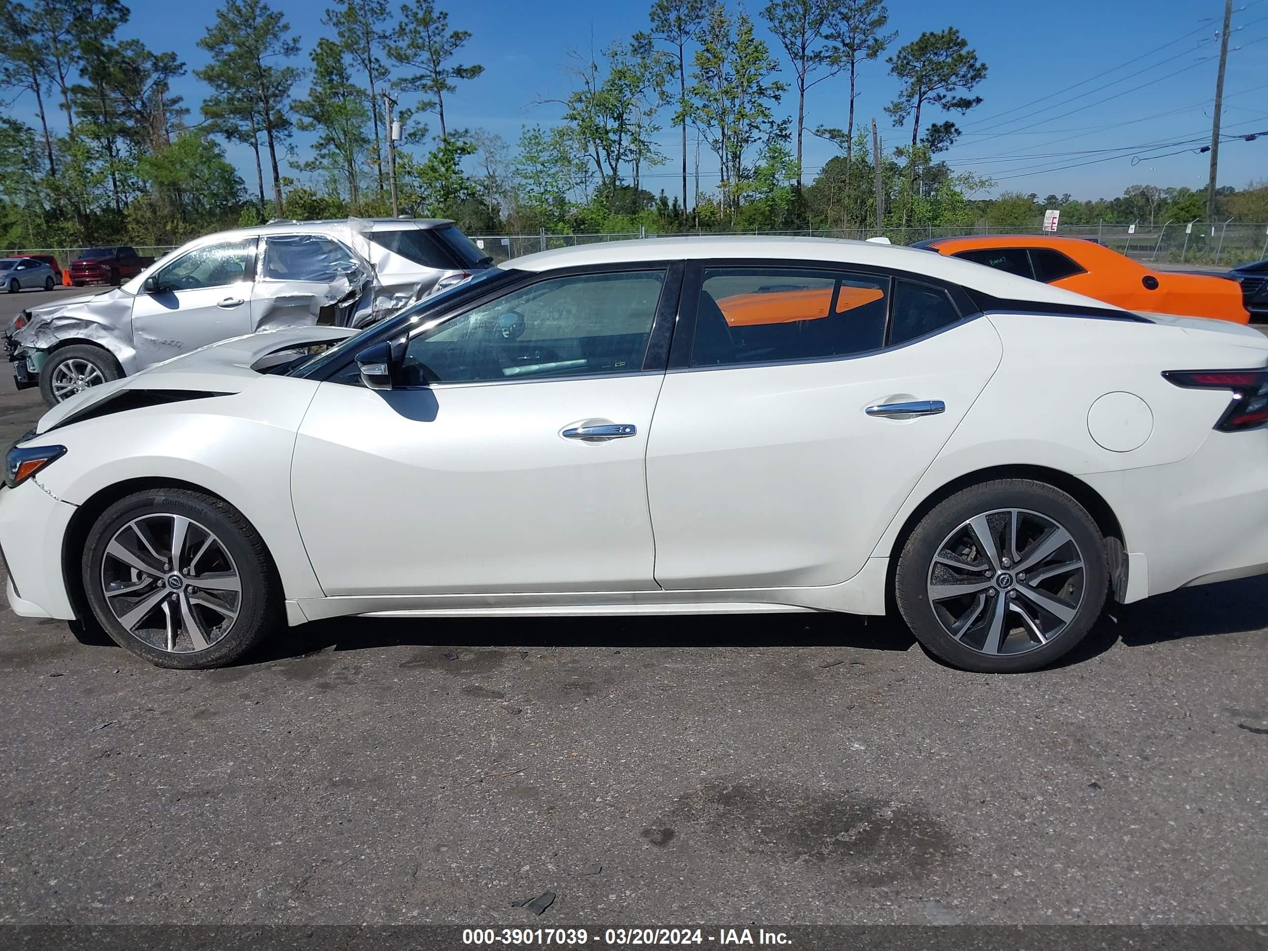 Photo 13 VIN: 1N4AA6CV7PC505737 - NISSAN MAXIMA 