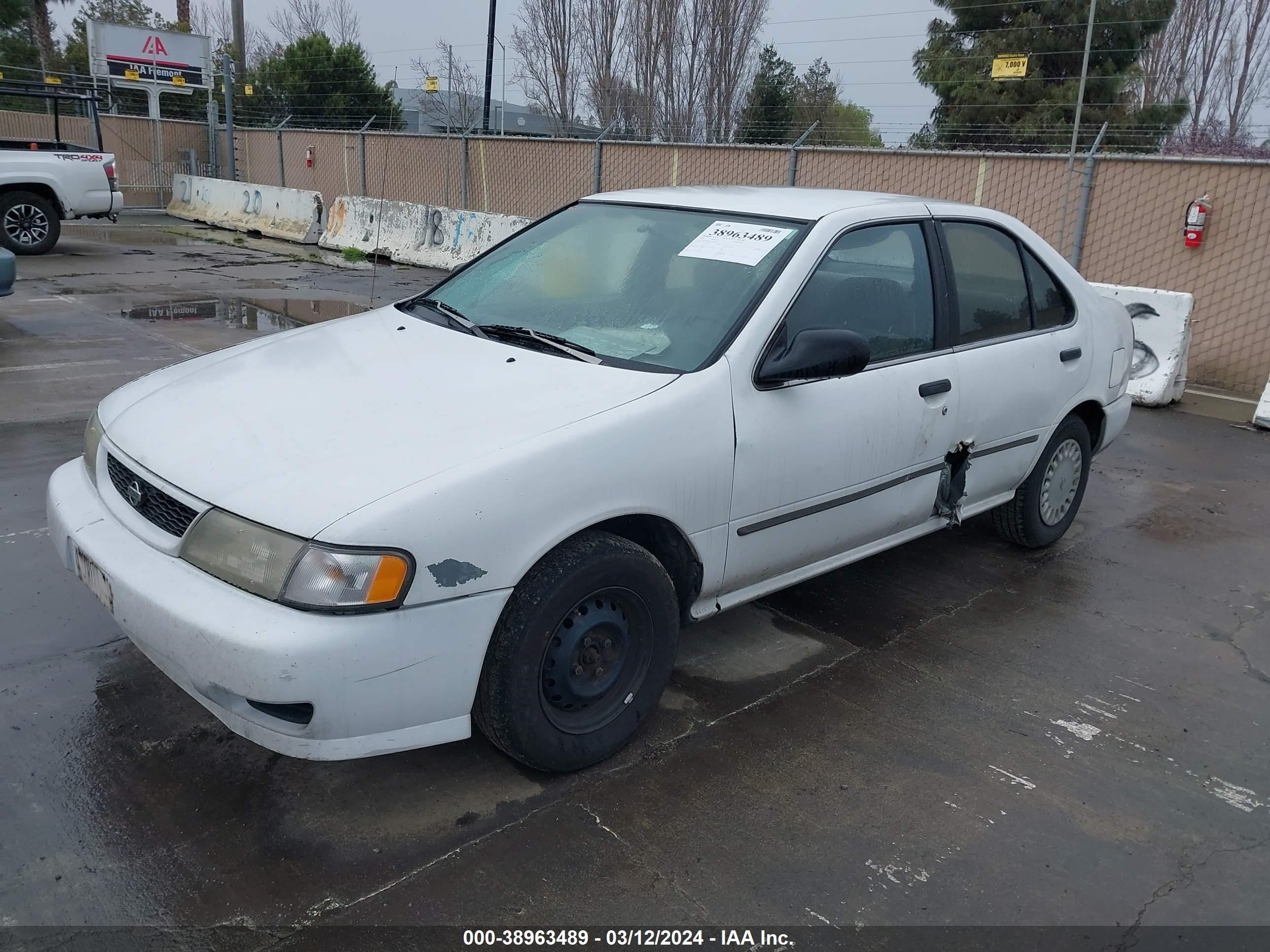 Photo 1 VIN: 1N4AB41D3WC740971 - NISSAN SENTRA 