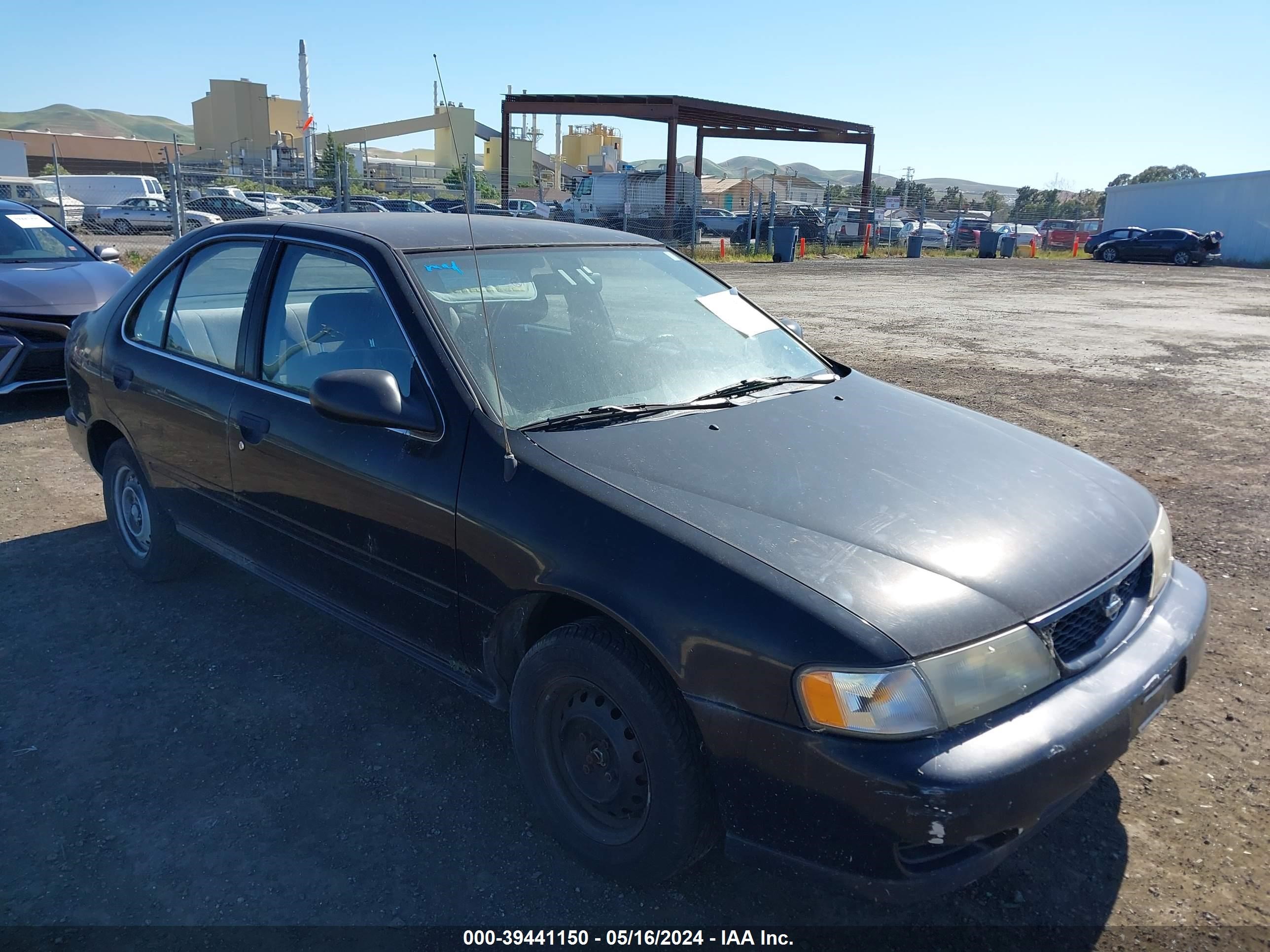 Photo 0 VIN: 1N4AB41D6WC756128 - NISSAN SENTRA 