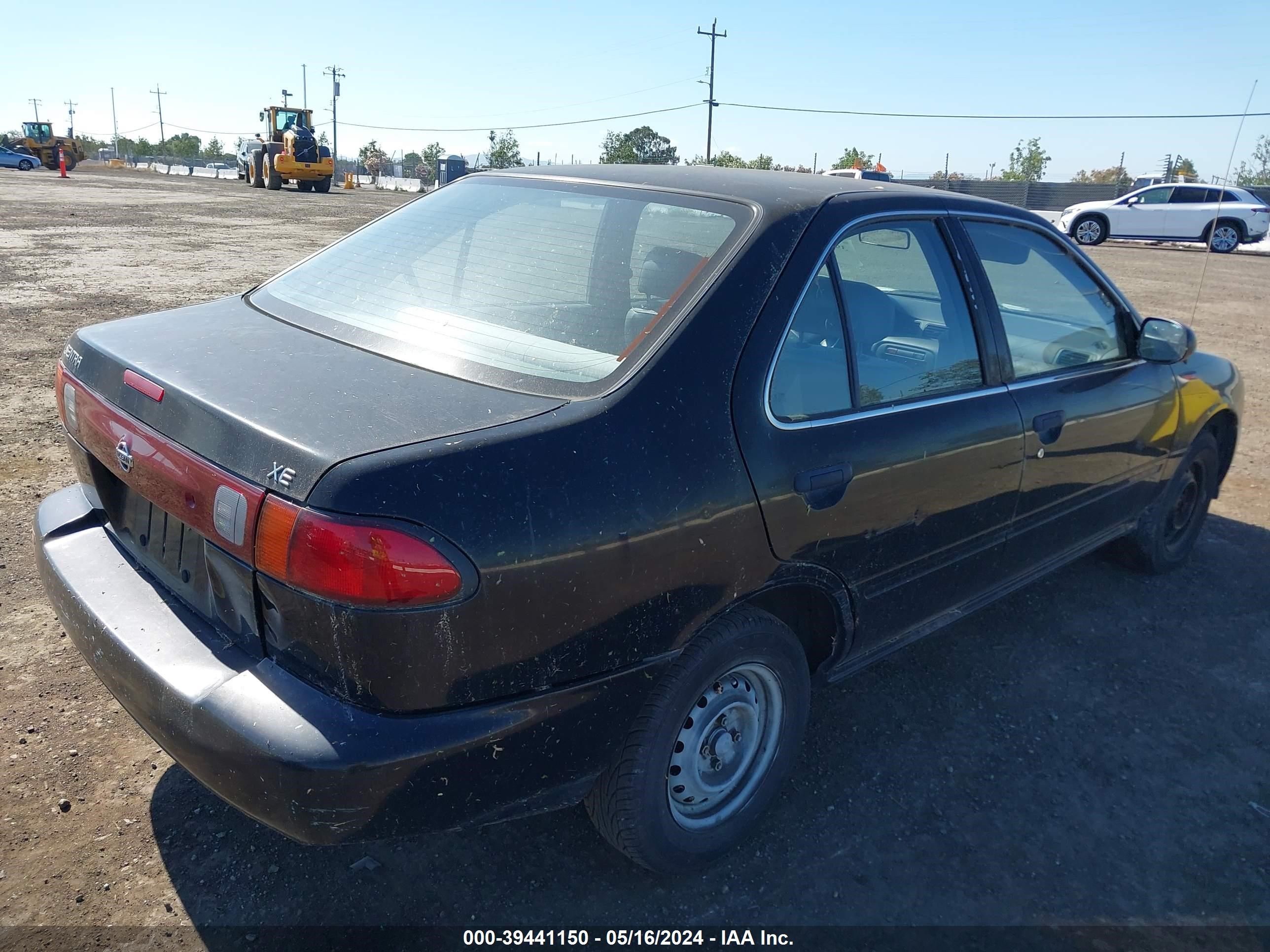 Photo 3 VIN: 1N4AB41D6WC756128 - NISSAN SENTRA 