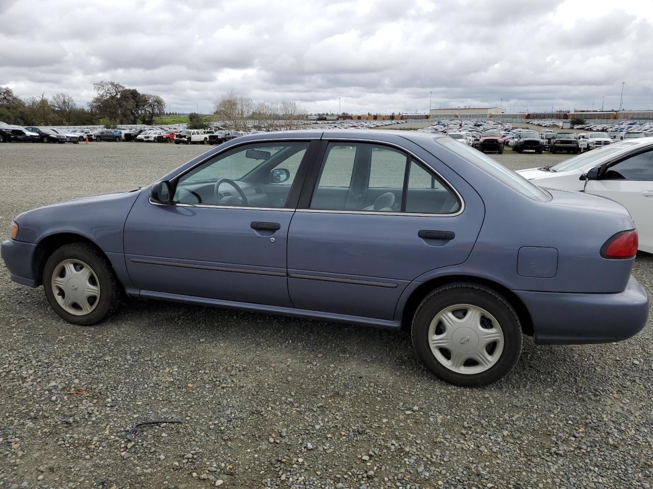 Photo 1 VIN: 1N4AB41D7WC702384 - NISSAN SENTRA 