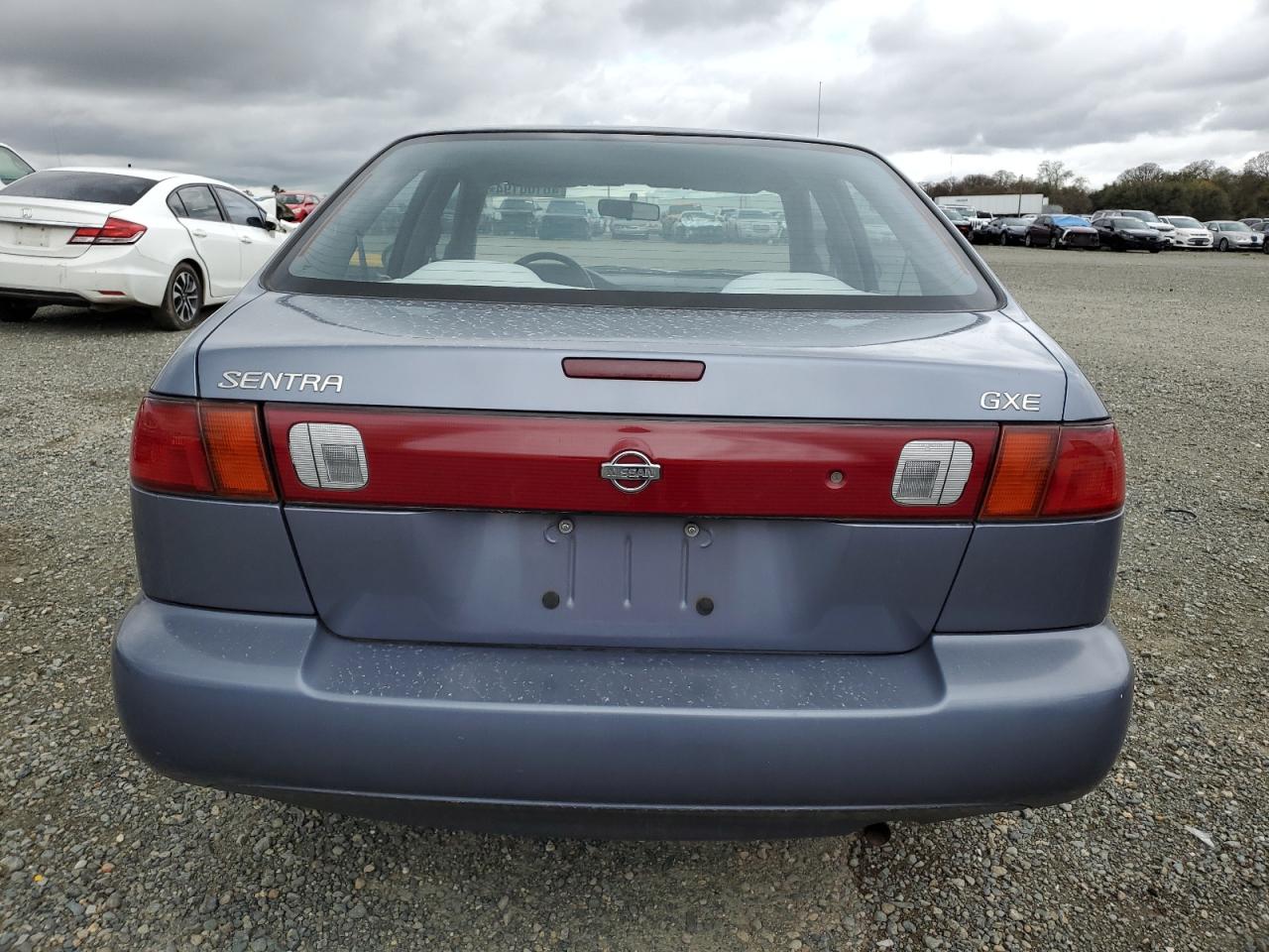 Photo 5 VIN: 1N4AB41D7WC702384 - NISSAN SENTRA 