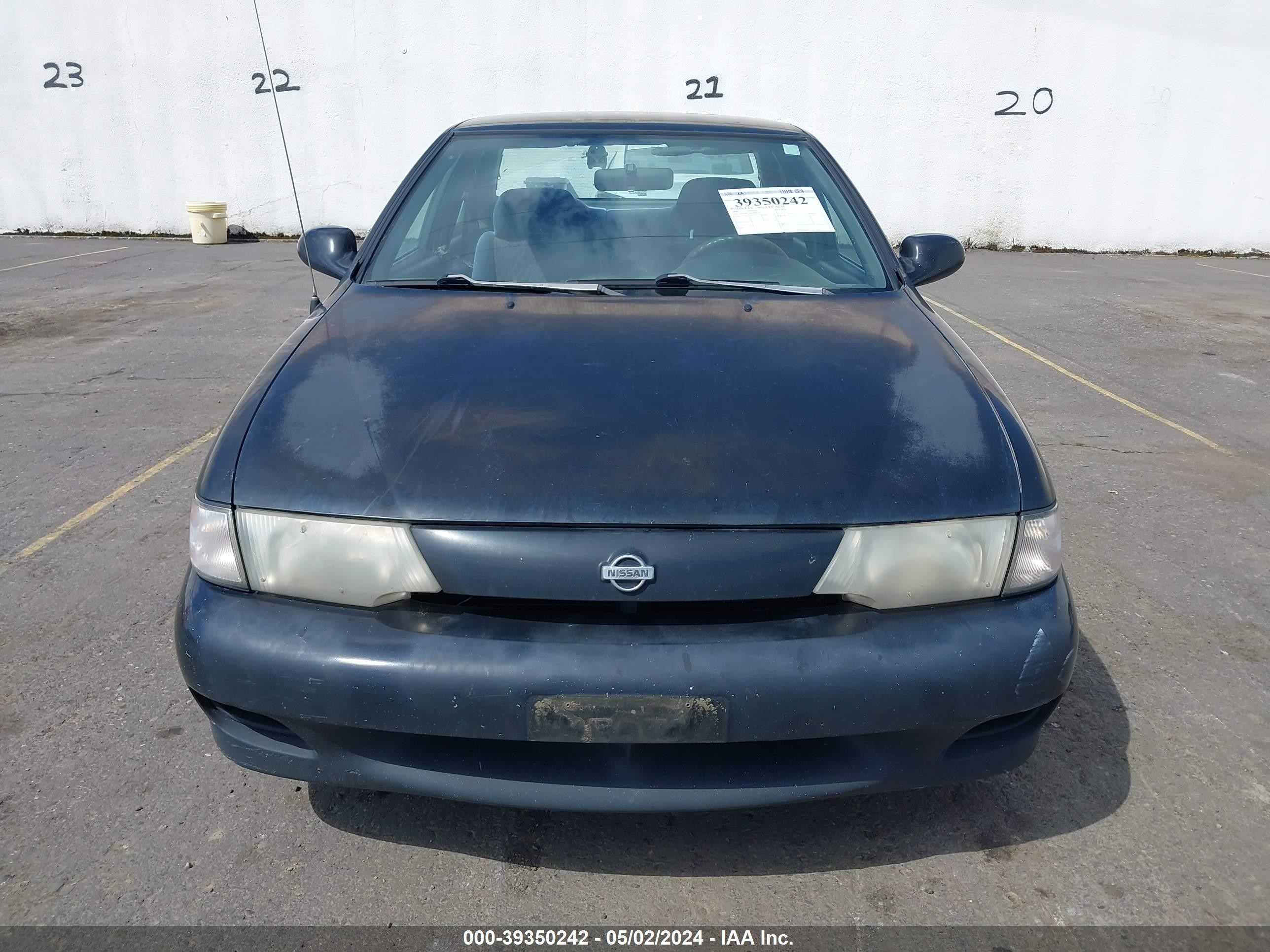 Photo 5 VIN: 1N4AB41D9XC704624 - NISSAN SENTRA 