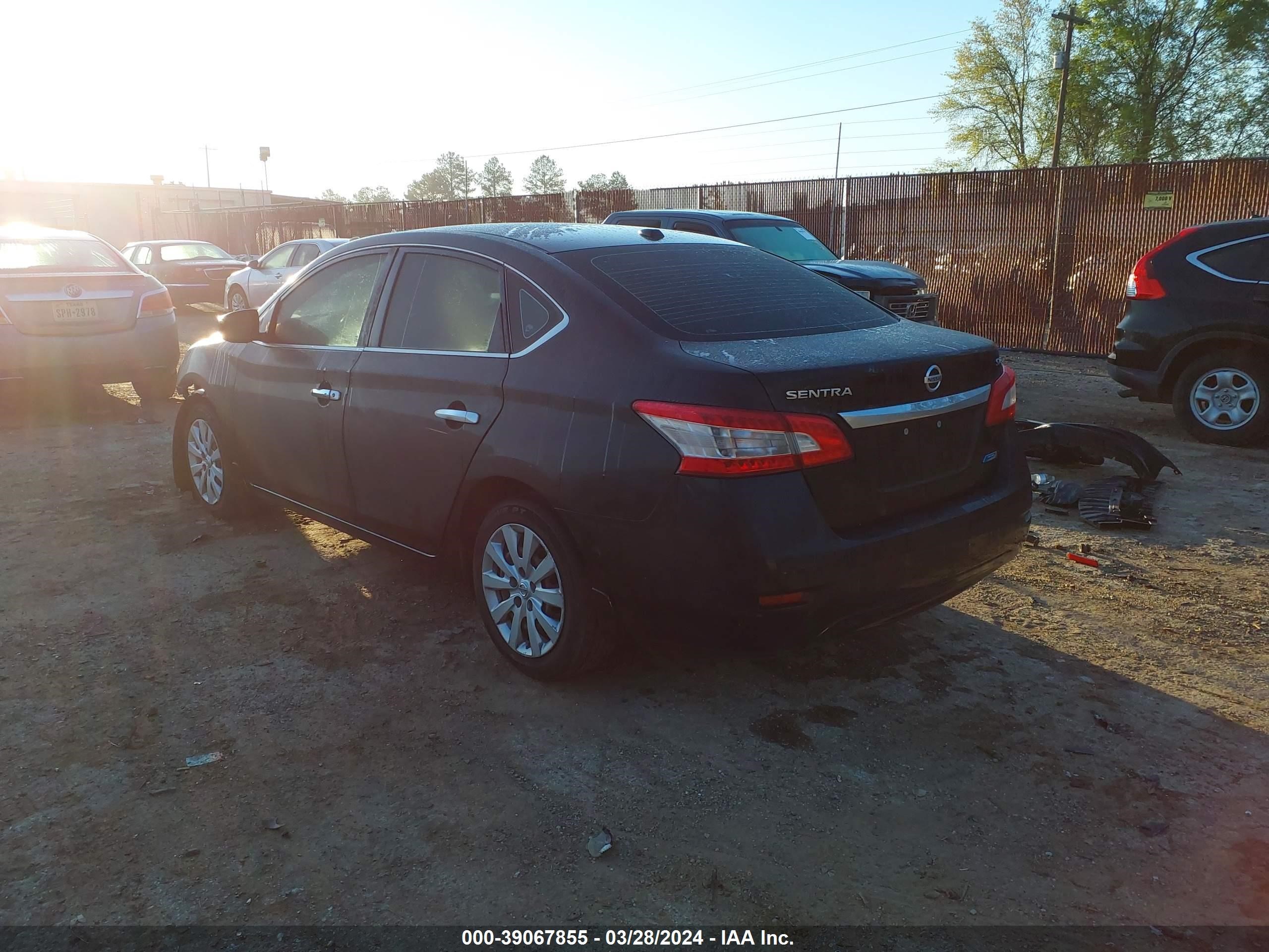 Photo 2 VIN: 1N4AB7AP6DN900984 - NISSAN SENTRA 