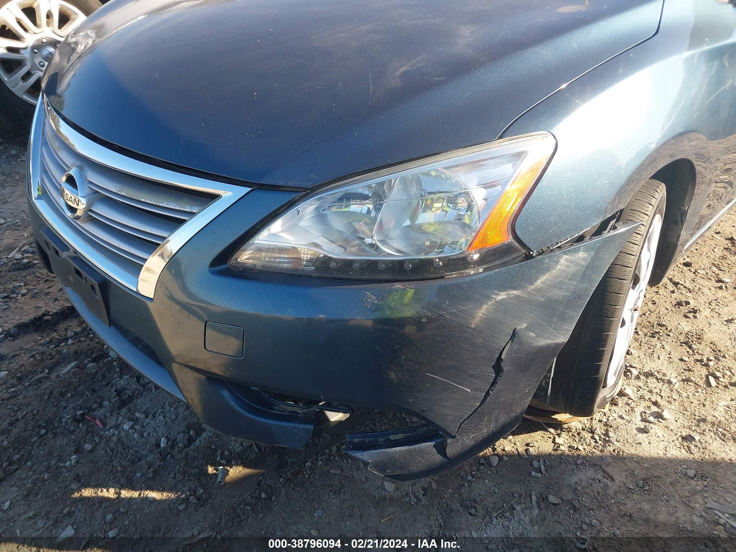 Photo 5 VIN: 1N4AB7AP7DN902985 - NISSAN SENTRA 