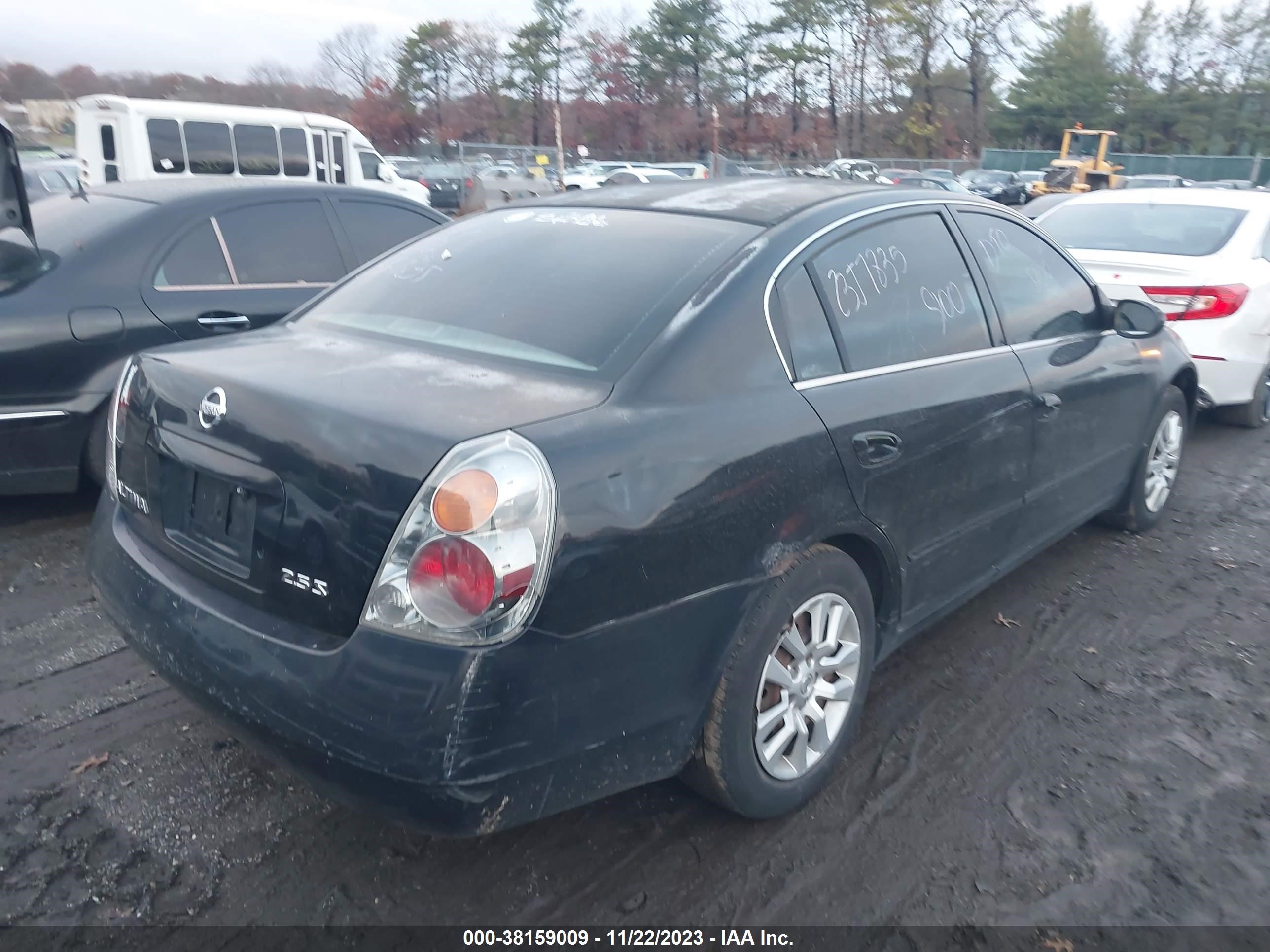 Photo 3 VIN: 1N4AL11D03C218757 - NISSAN ALTIMA 