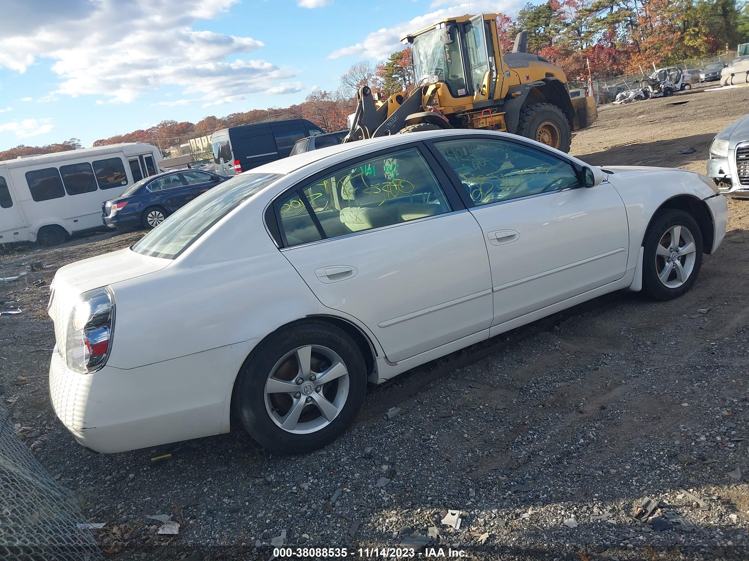 Photo 3 VIN: 1N4AL11D13C212028 - NISSAN ALTIMA 